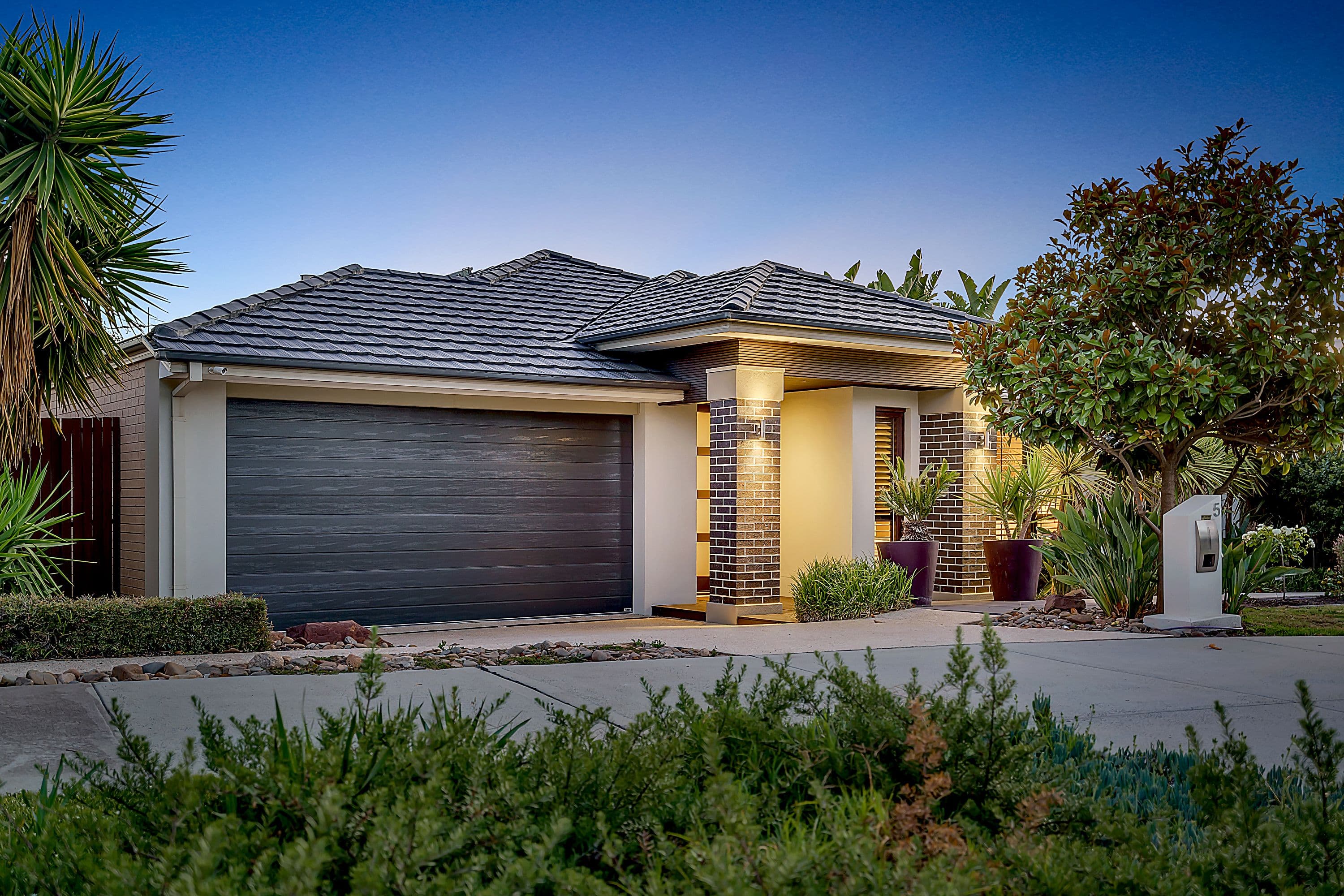5 Bridgehaven Drive, Craigieburn VIC 3064, Craigieburn - Image 1
