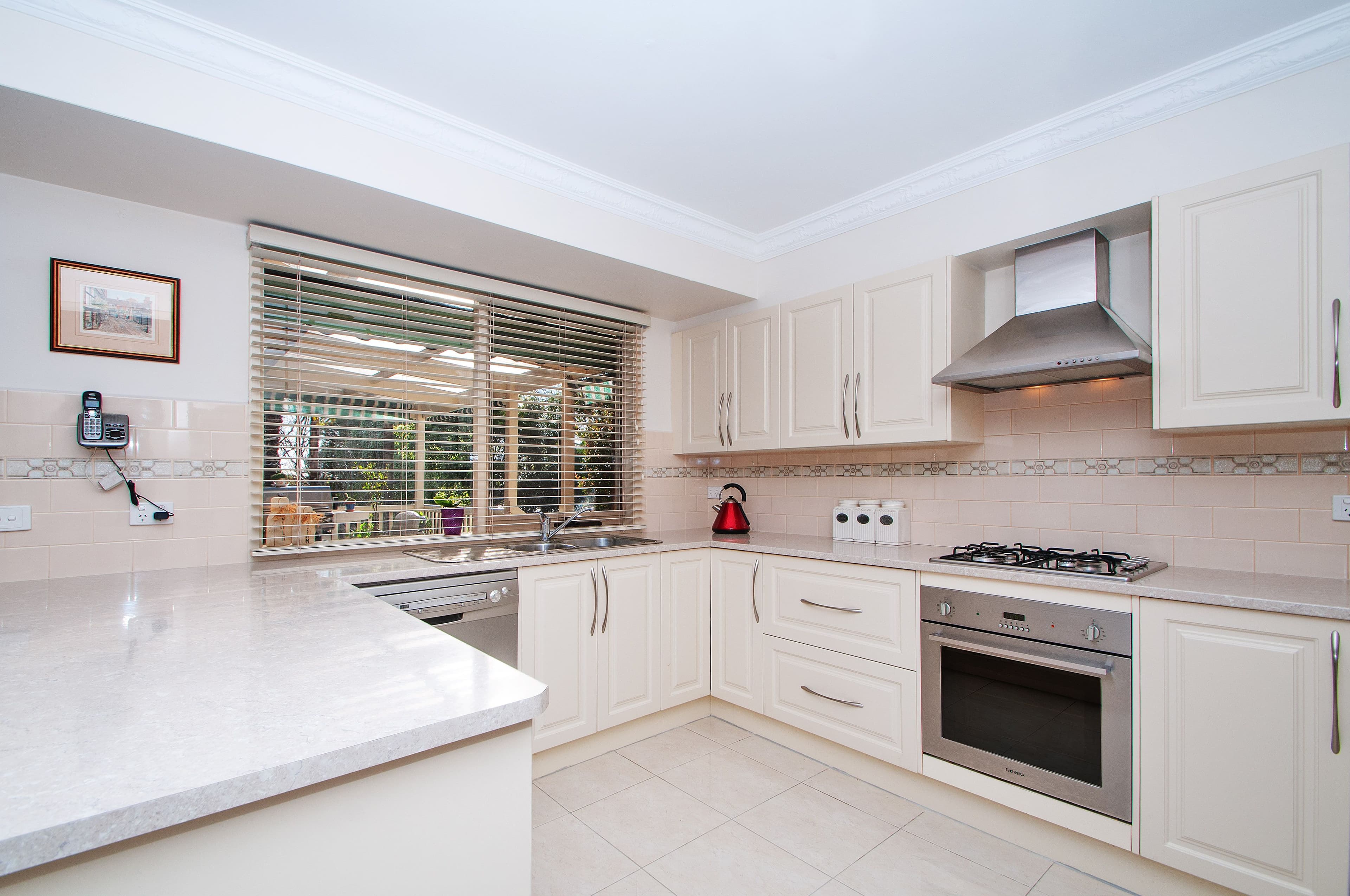 27 Great Oak Court, Mooroolbark VIC 3138, Mooroolbark - Thumbnail 2