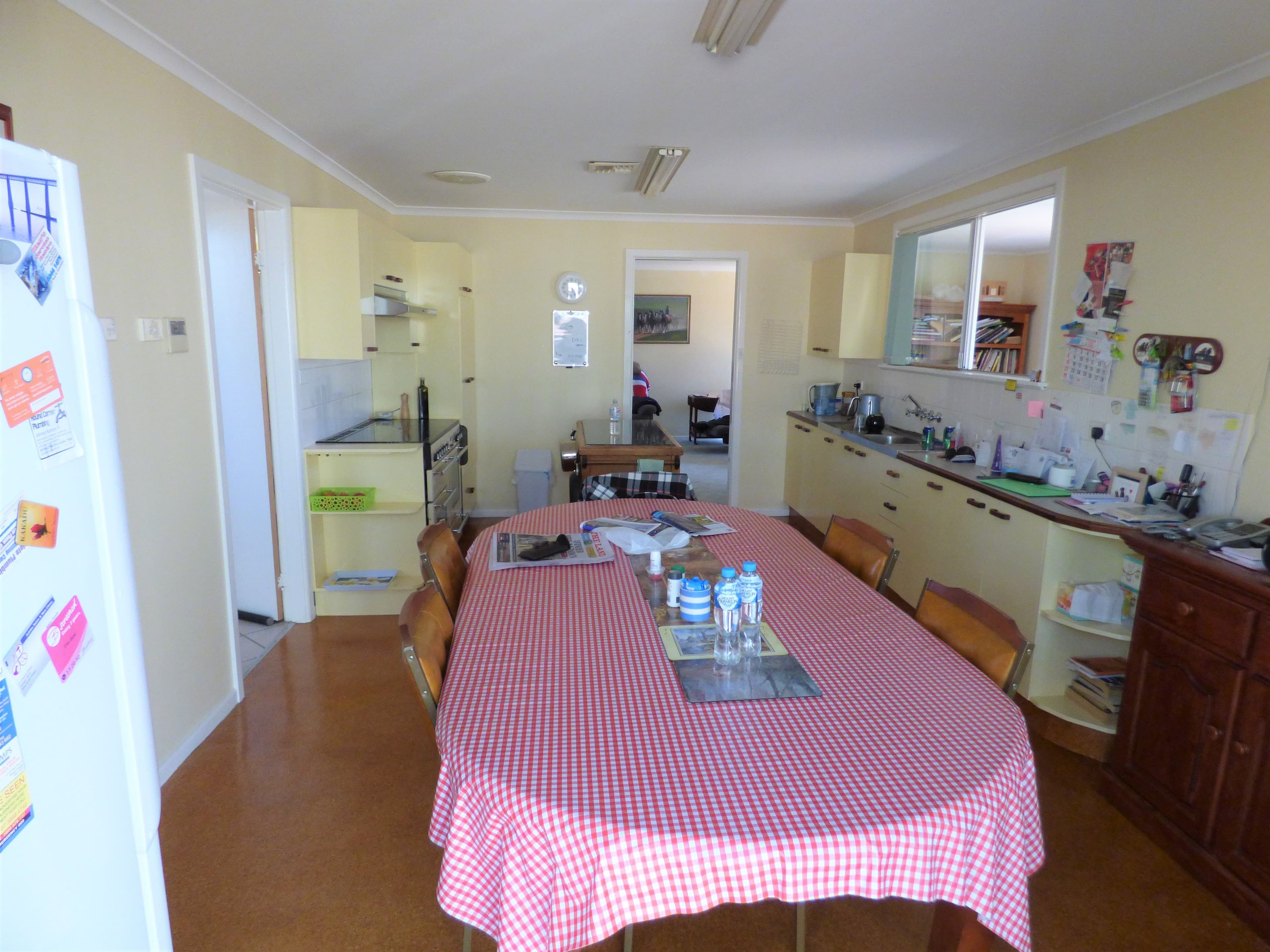 70 Oberon Street, Eugowra - Thumbnail 3
