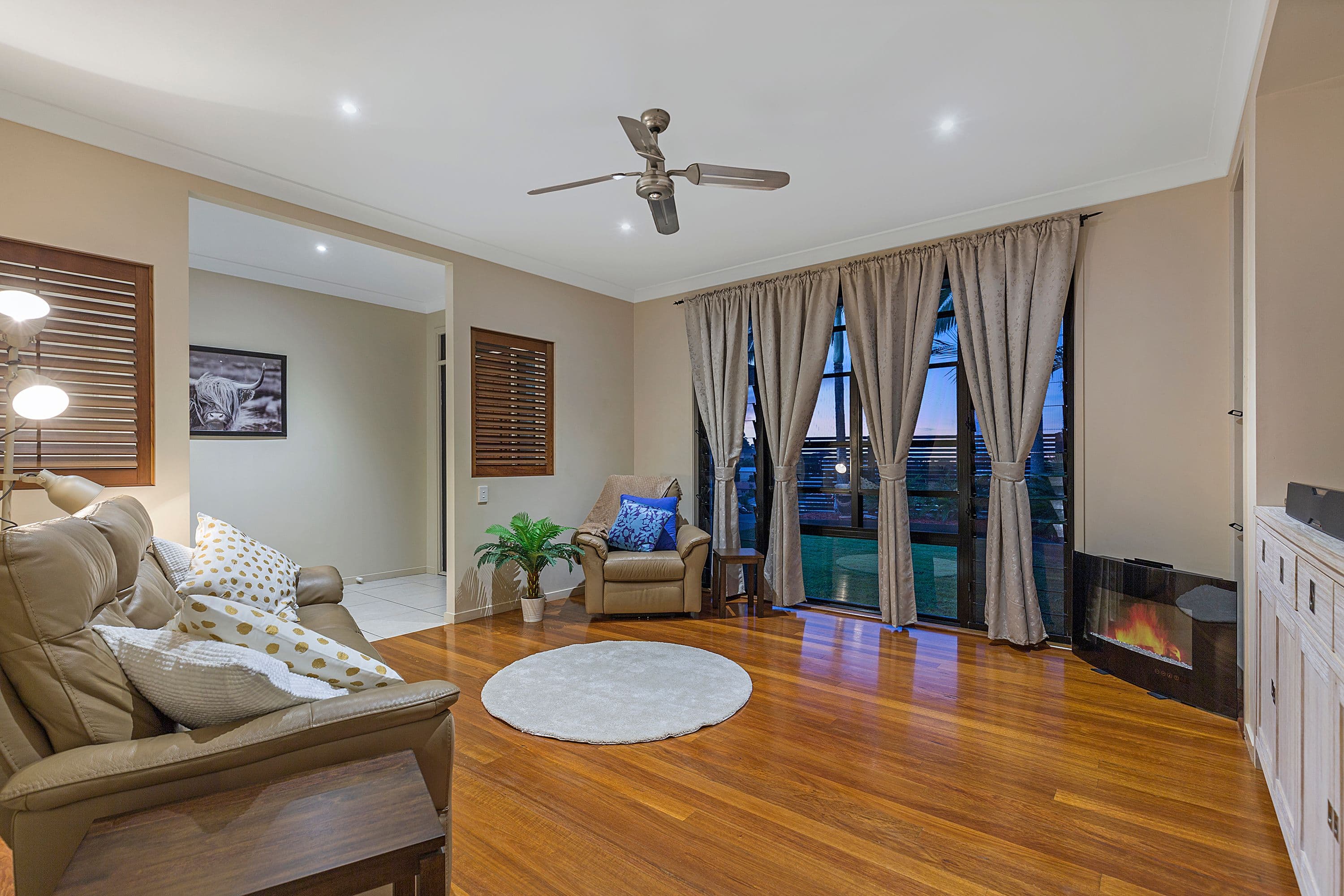 16 Emanual Court, Eatons Hill QLD 4037, Eatons Hill - Thumbnail 2