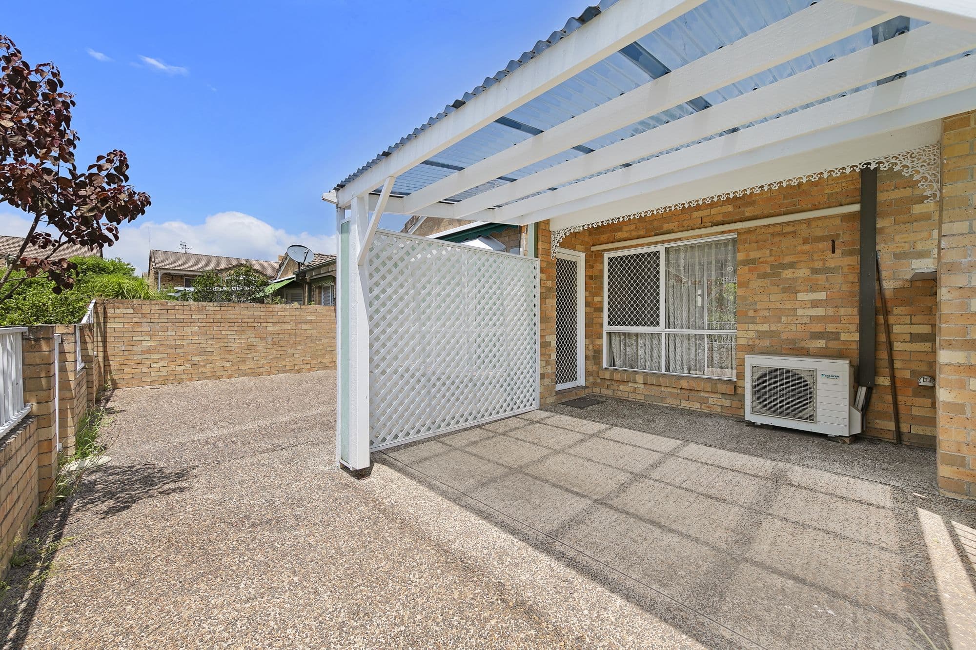 15 Lorraine Avenue, Berkeley Vale - Thumbnail 8