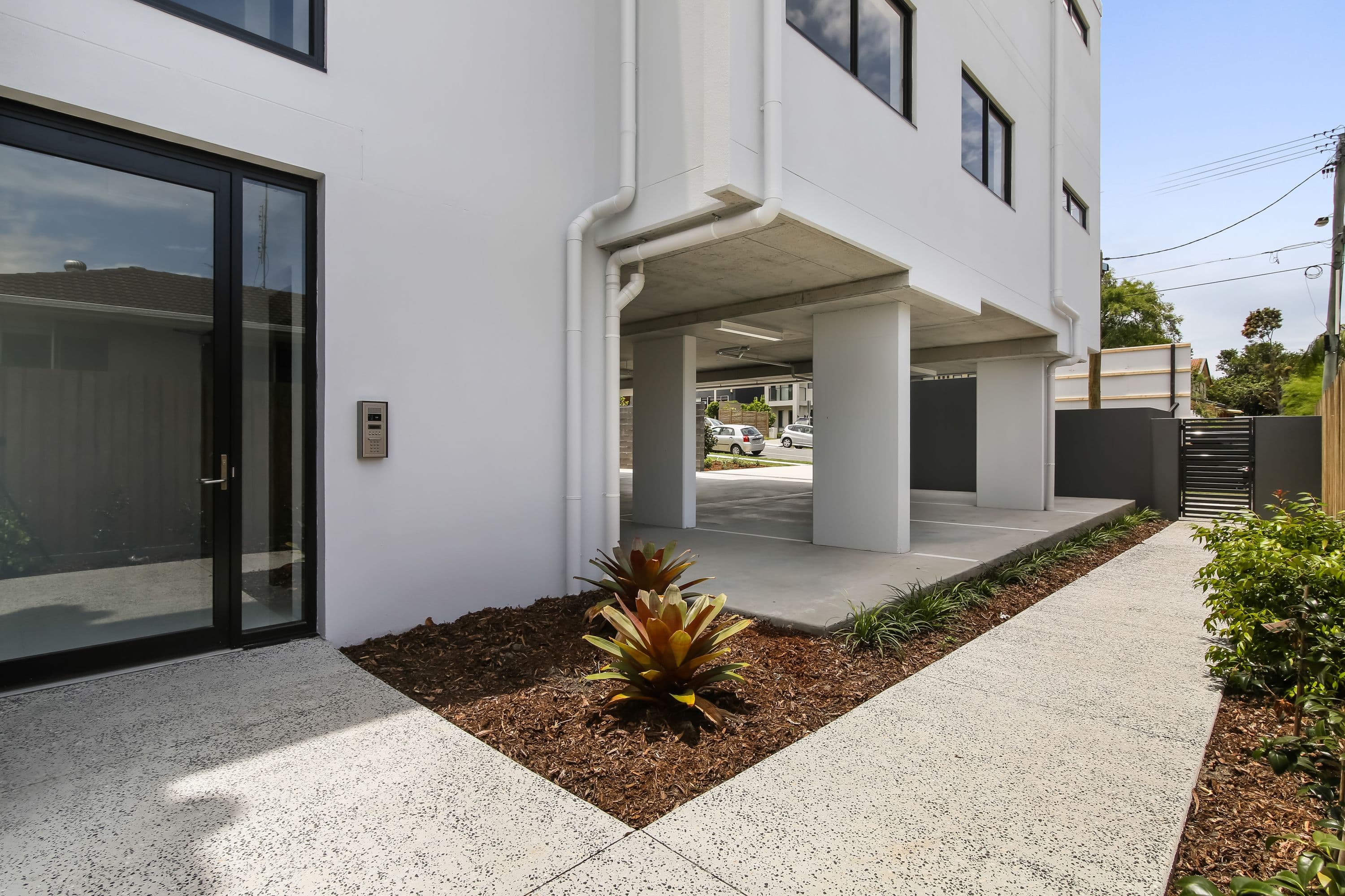 11 Anne Street, Southport QLD 4215, Southport - Thumbnail 4