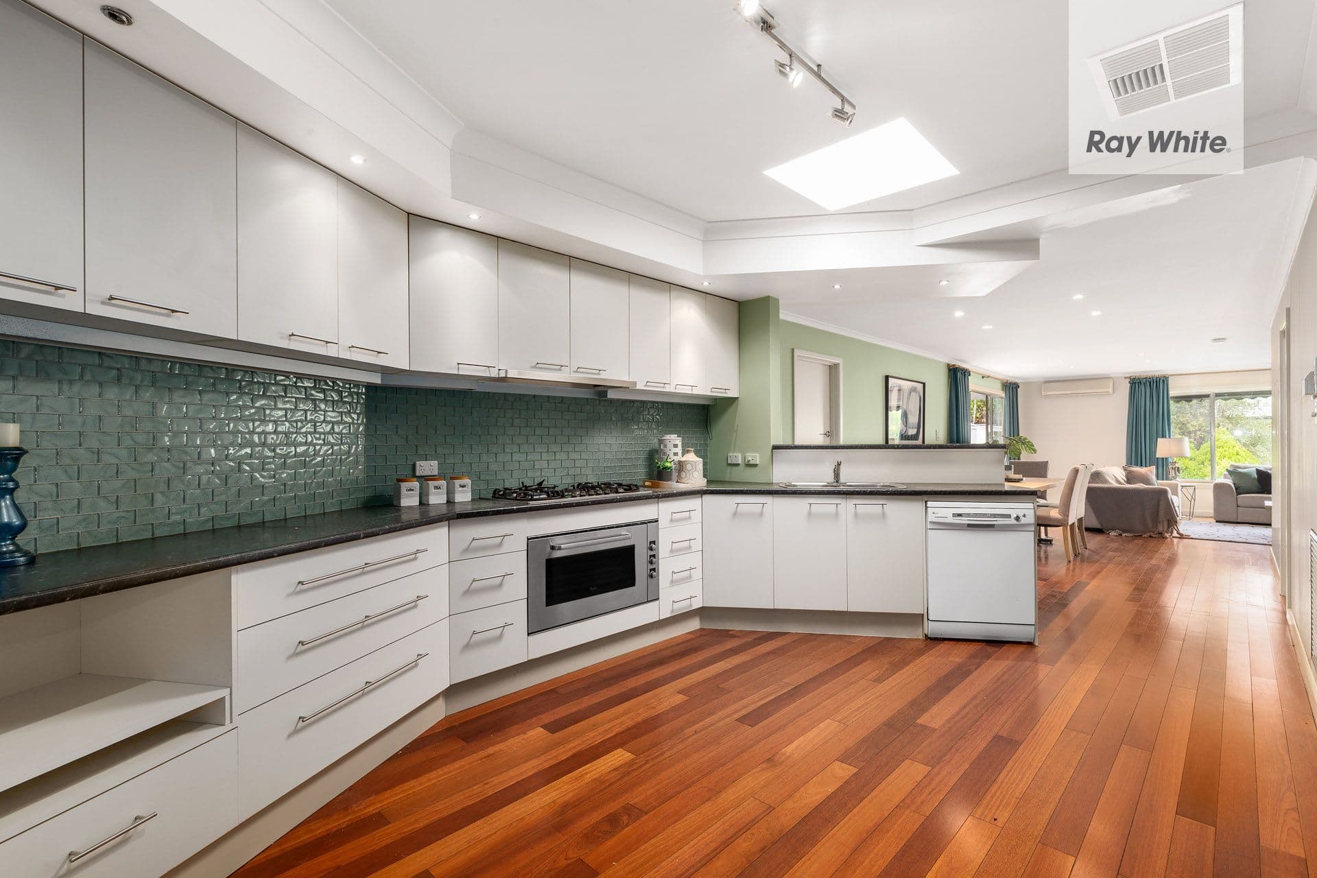 19 Summit Road, Burwood VIC 3125, Burwood - Thumbnail 4