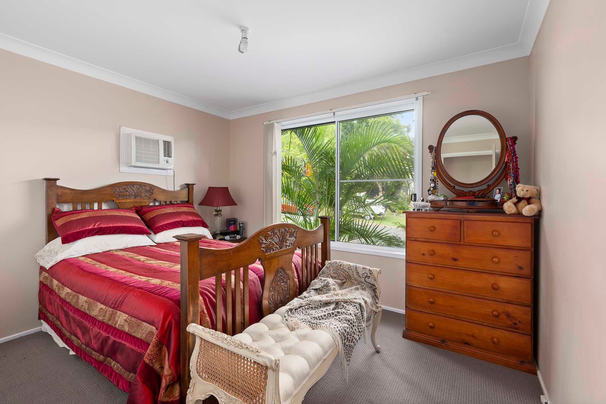 23 Endeavour Close, Woodrising - Thumbnail 5