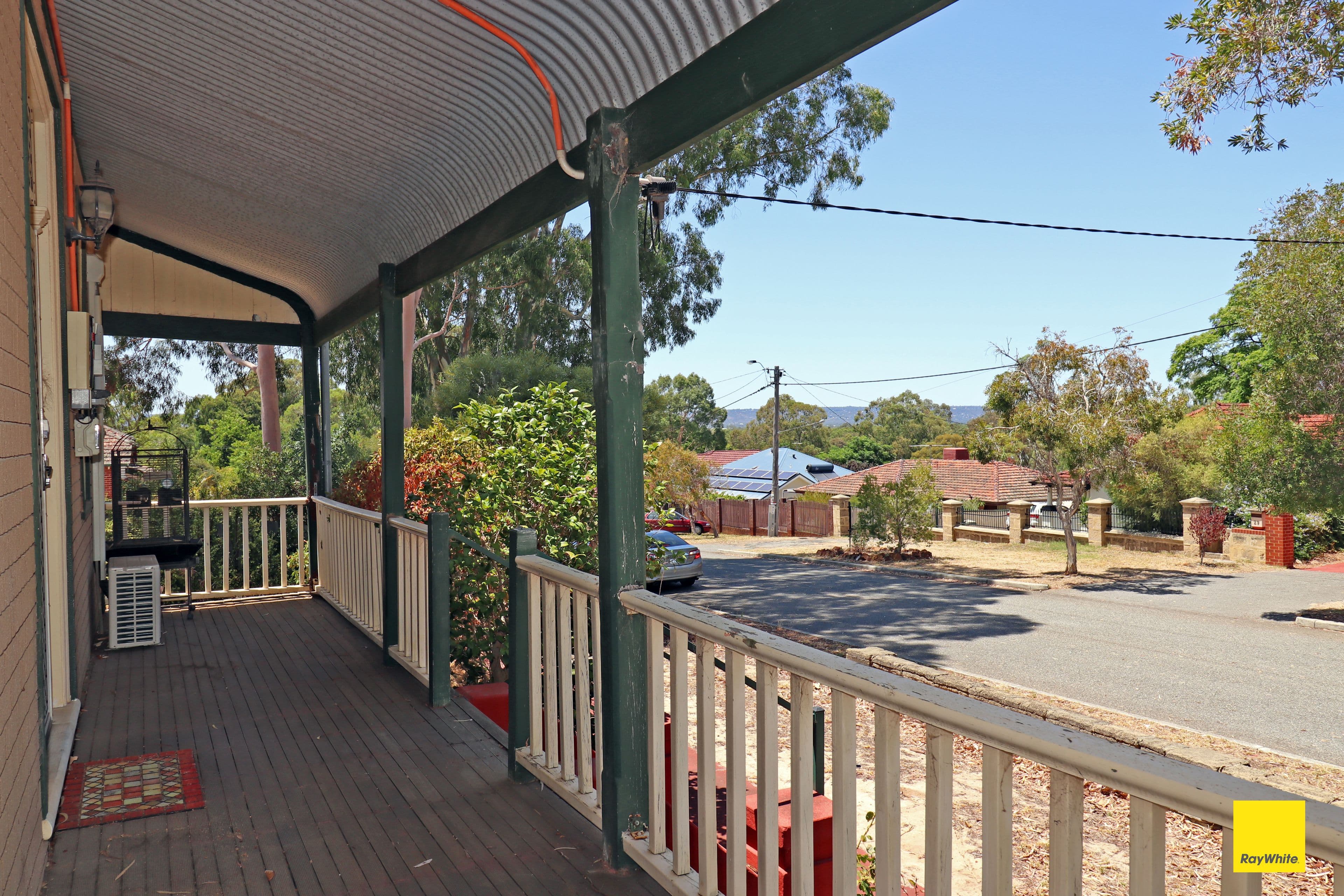 28 Anzac Terrace, Bassendean WA 6054, Bassendean - Thumbnail 3