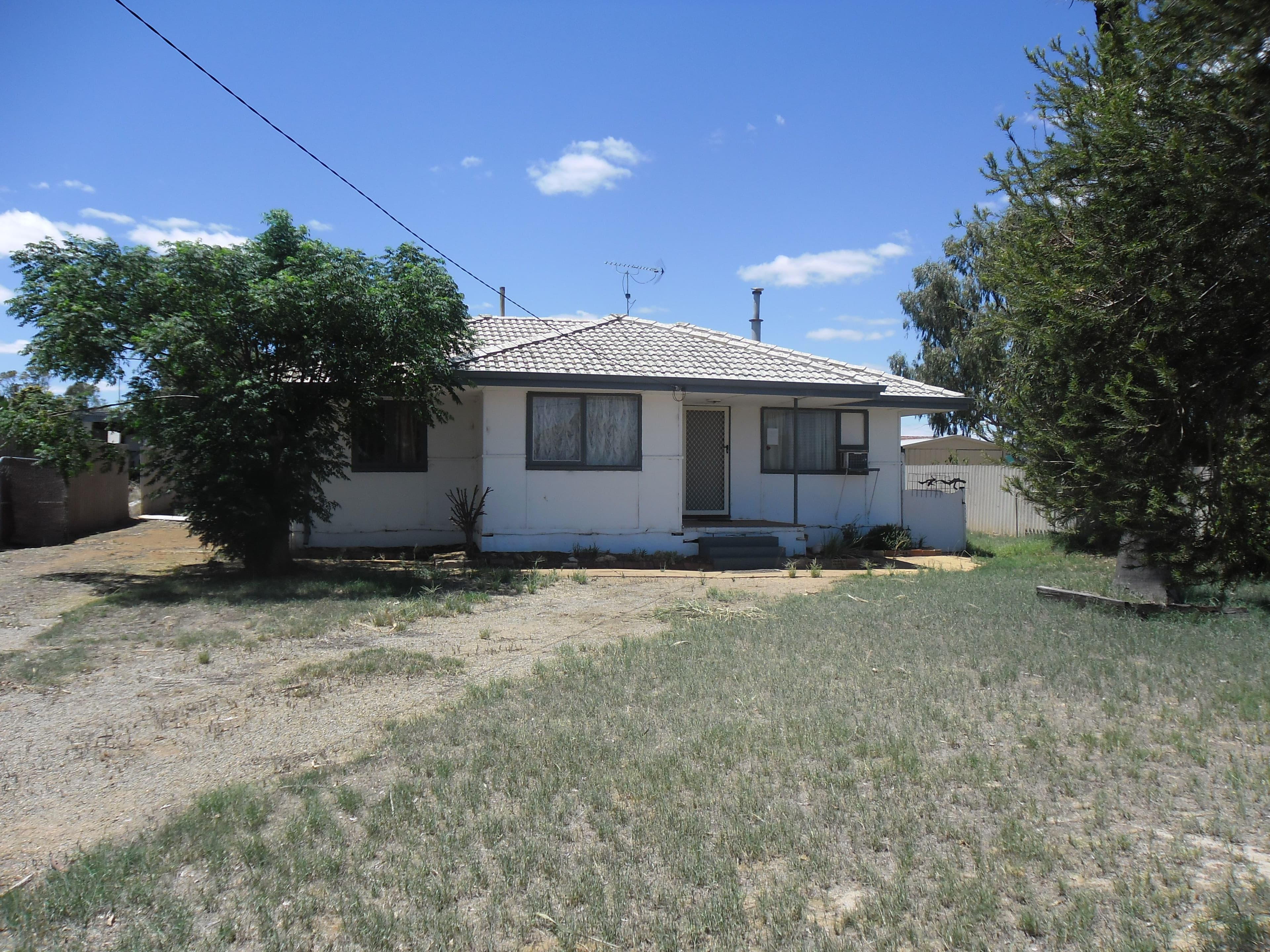 3 Hunt Street, Three Springs WA 6519, Three Springs - Image 1