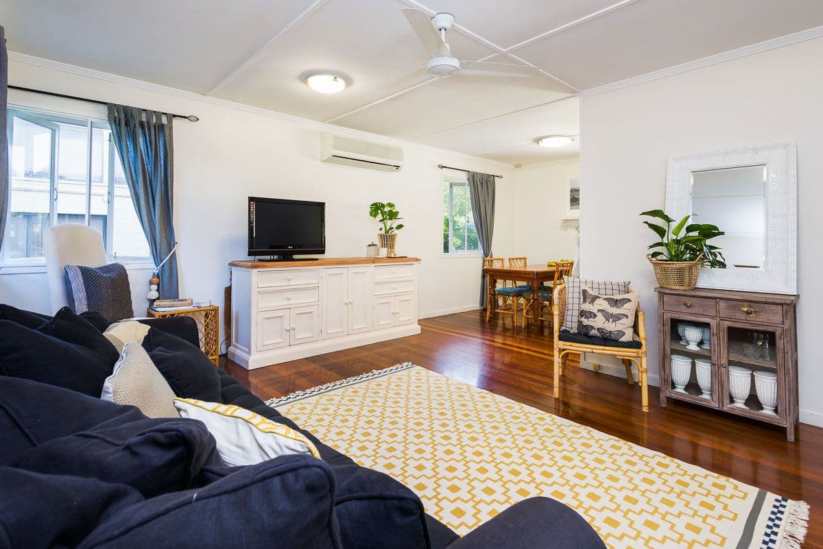 4 Casmaria Street, Mansfield QLD 4122, Mansfield - Thumbnail 3