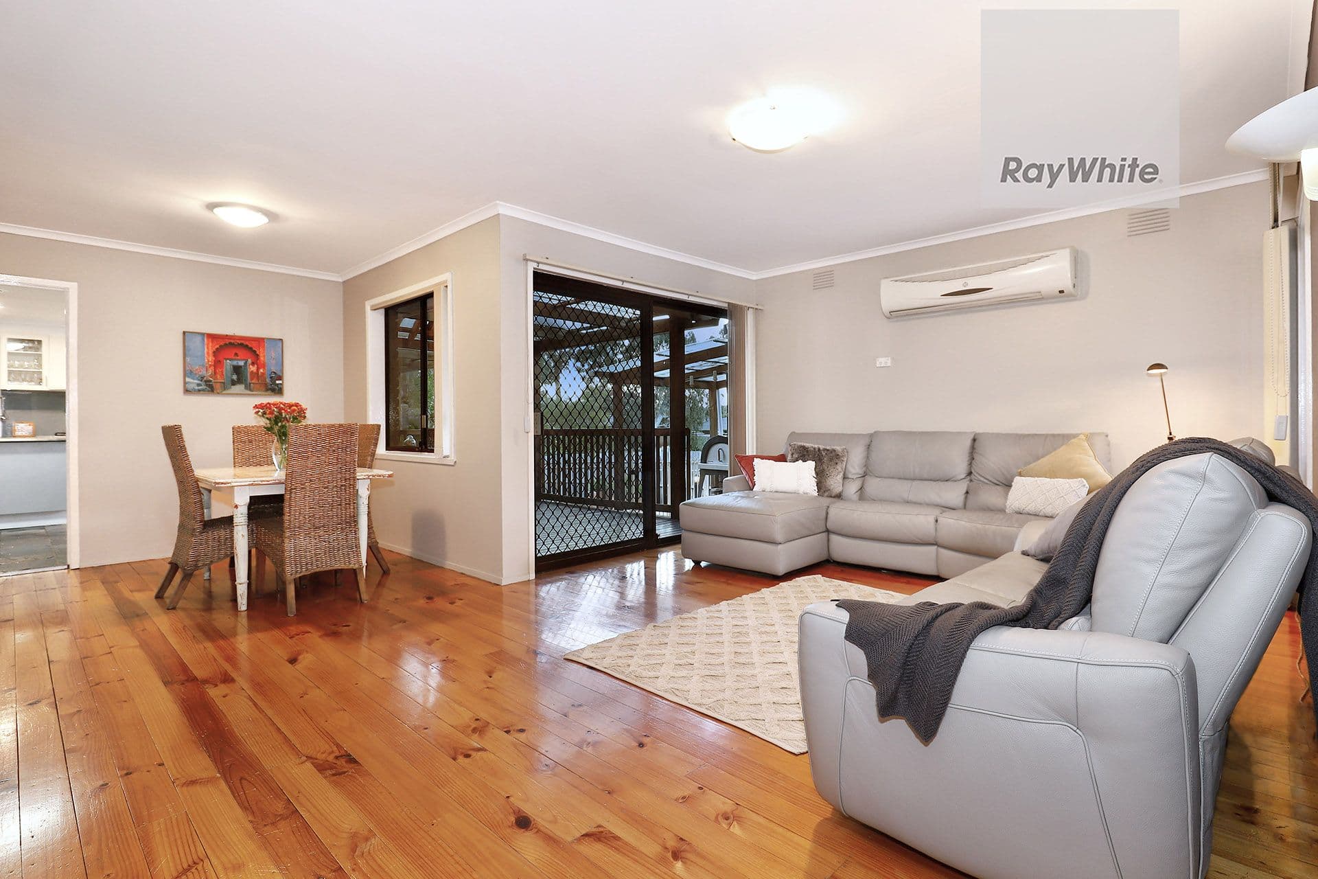 19 Swan Avenue, Westmeadows VIC 3049, Westmeadows - Thumbnail 4