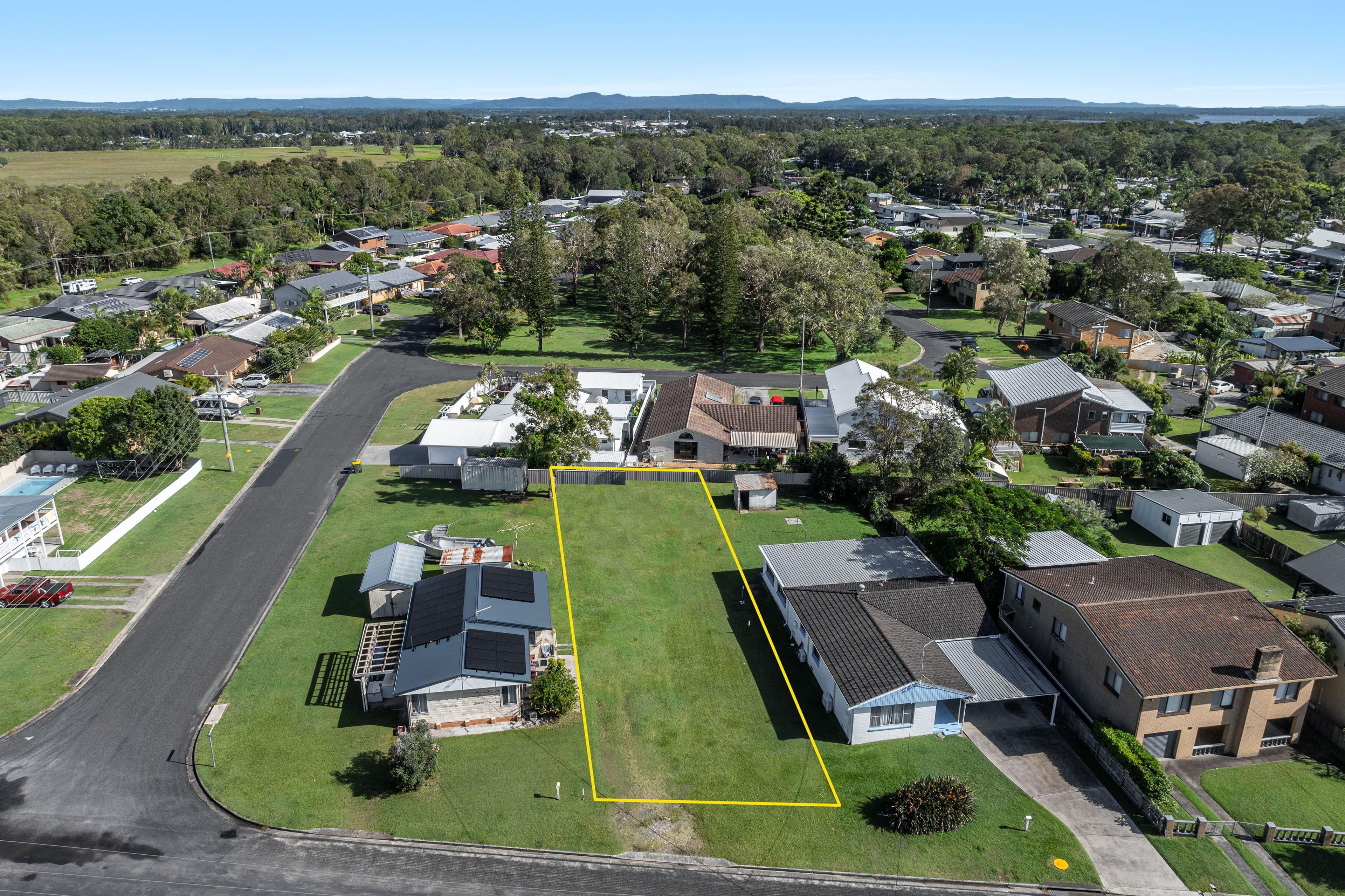 13 Golding Street, Yamba NSW 2464, Yamba - Thumbnail 4