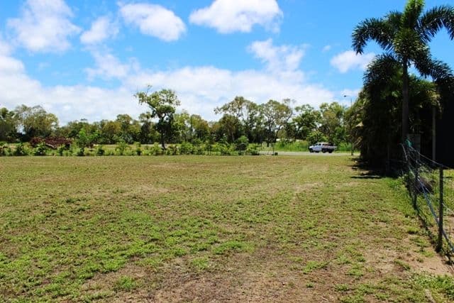 8 Baileyana Street, Forrest Beach QLD 4850, Forrest Beach - Thumbnail 4