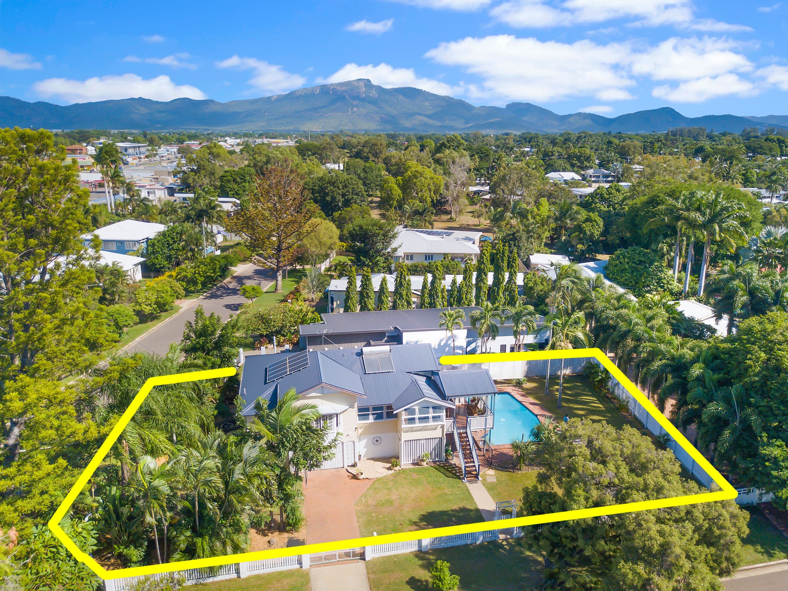 6 Purves Street, Hyde Park QLD 4812, Hyde Park - Thumbnail 2