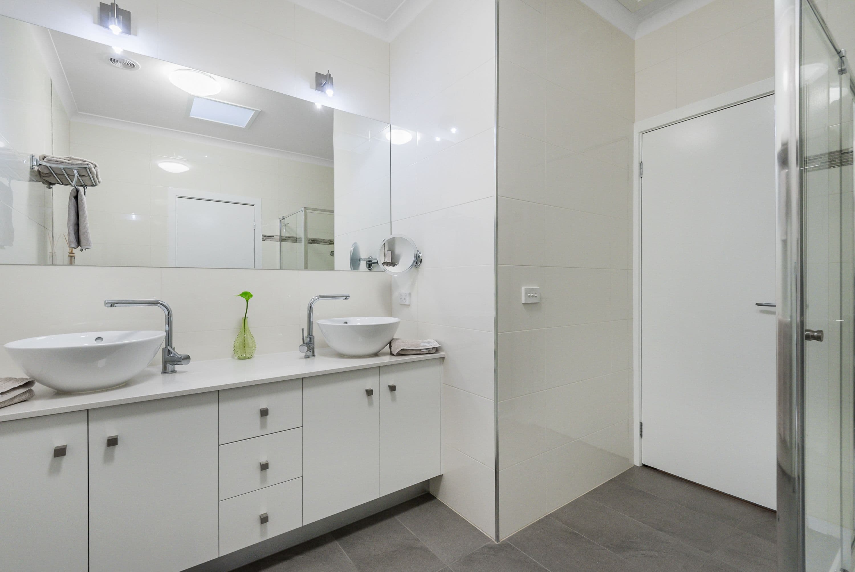 417 Hume Drive, Caroline Springs VIC 3023, Caroline Springs - Thumbnail 3