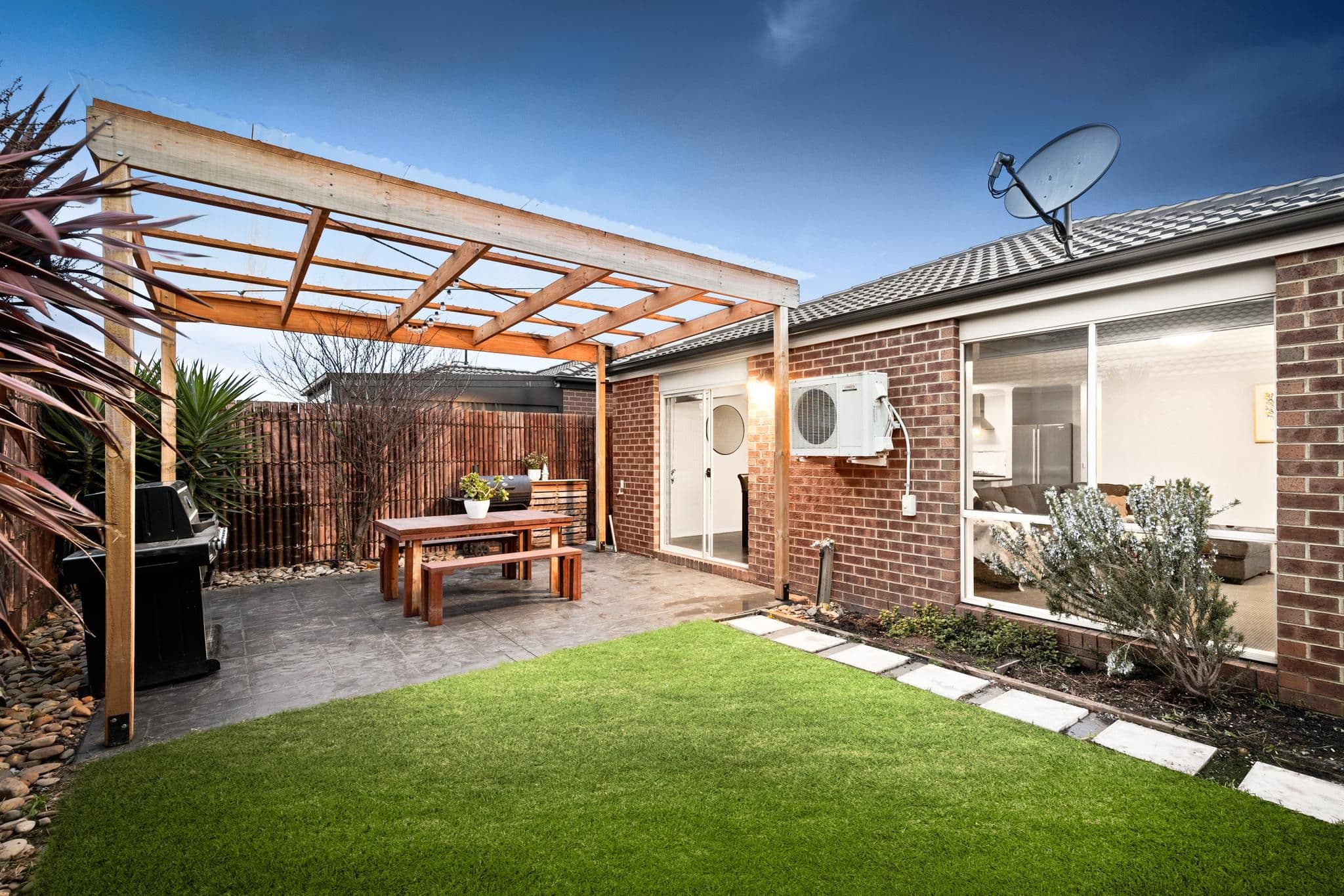 18 Weebill Way, Pakenham VIC 3810, Pakenham - Thumbnail 8
