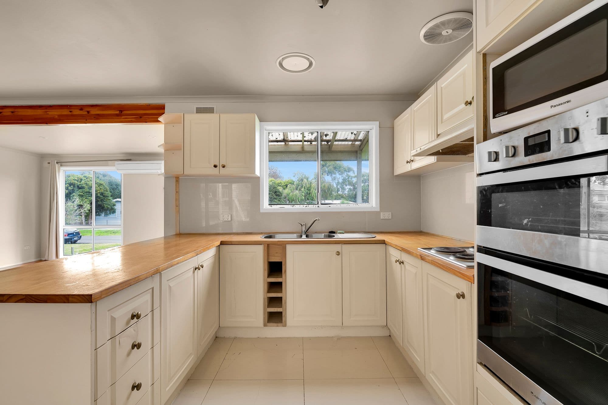 594 Settlement Road, Cowes VIC 3922, Cowes - Thumbnail 3