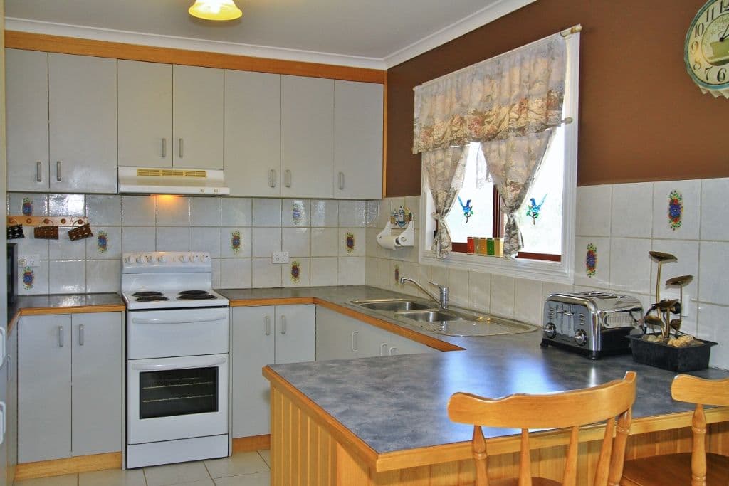 26 Hakea Court, Heathcote VIC 3523, Heathcote - Thumbnail 6