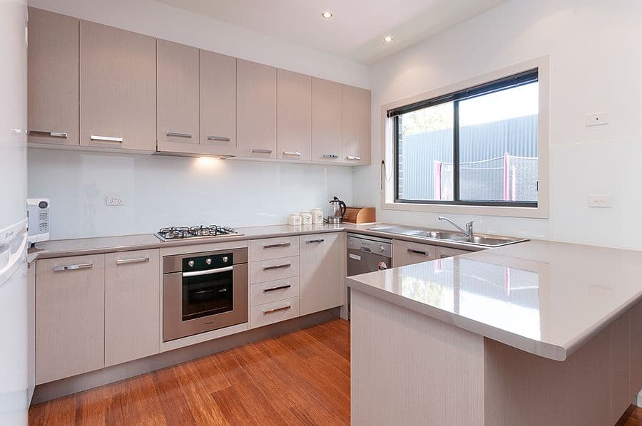 95 Dianne Avenue, Craigieburn VIC 3064, Craigieburn - Thumbnail 4