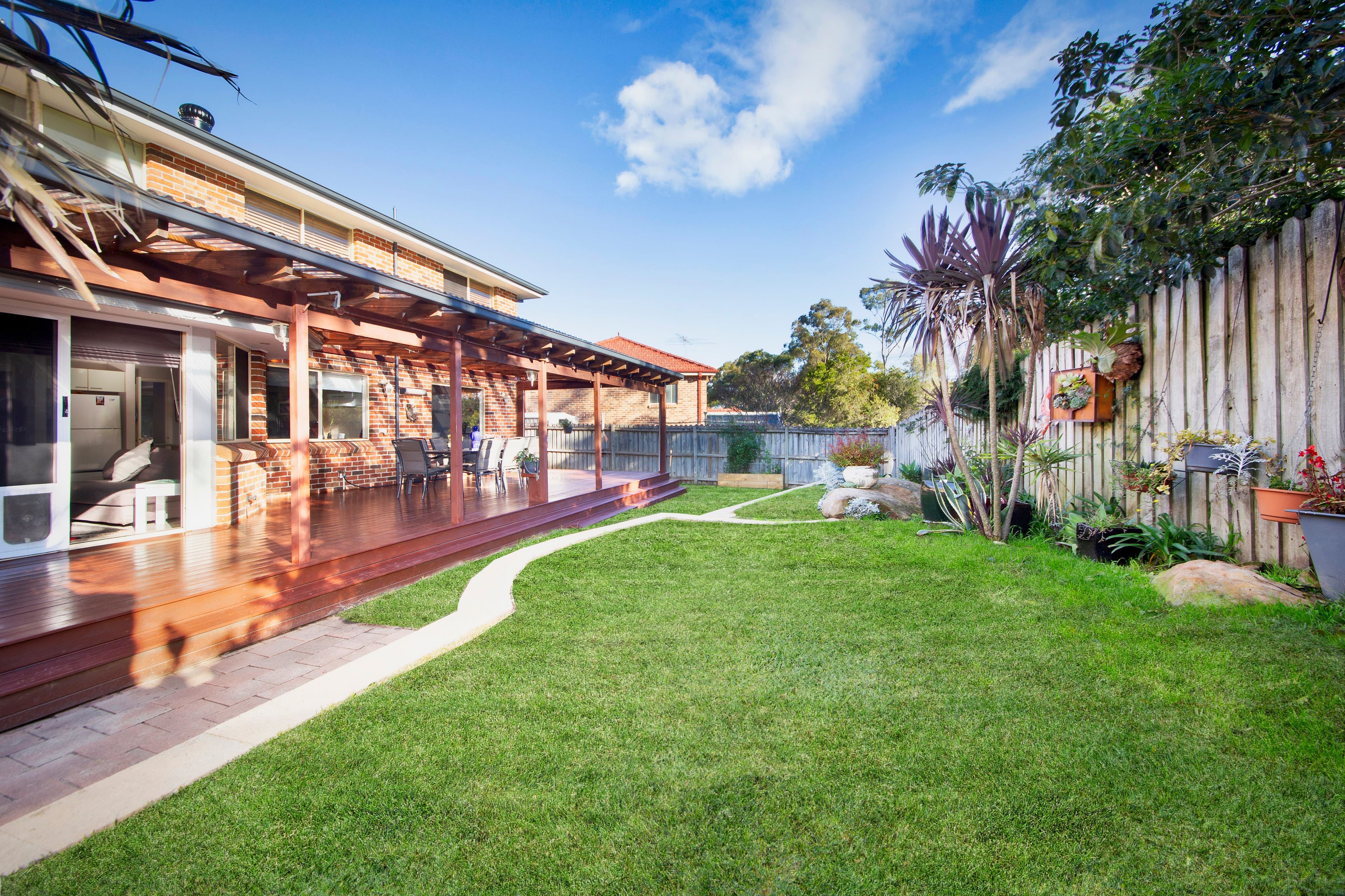 8 Foreman Place, Barden Ridge NSW 2234, Barden Ridge - Thumbnail 2