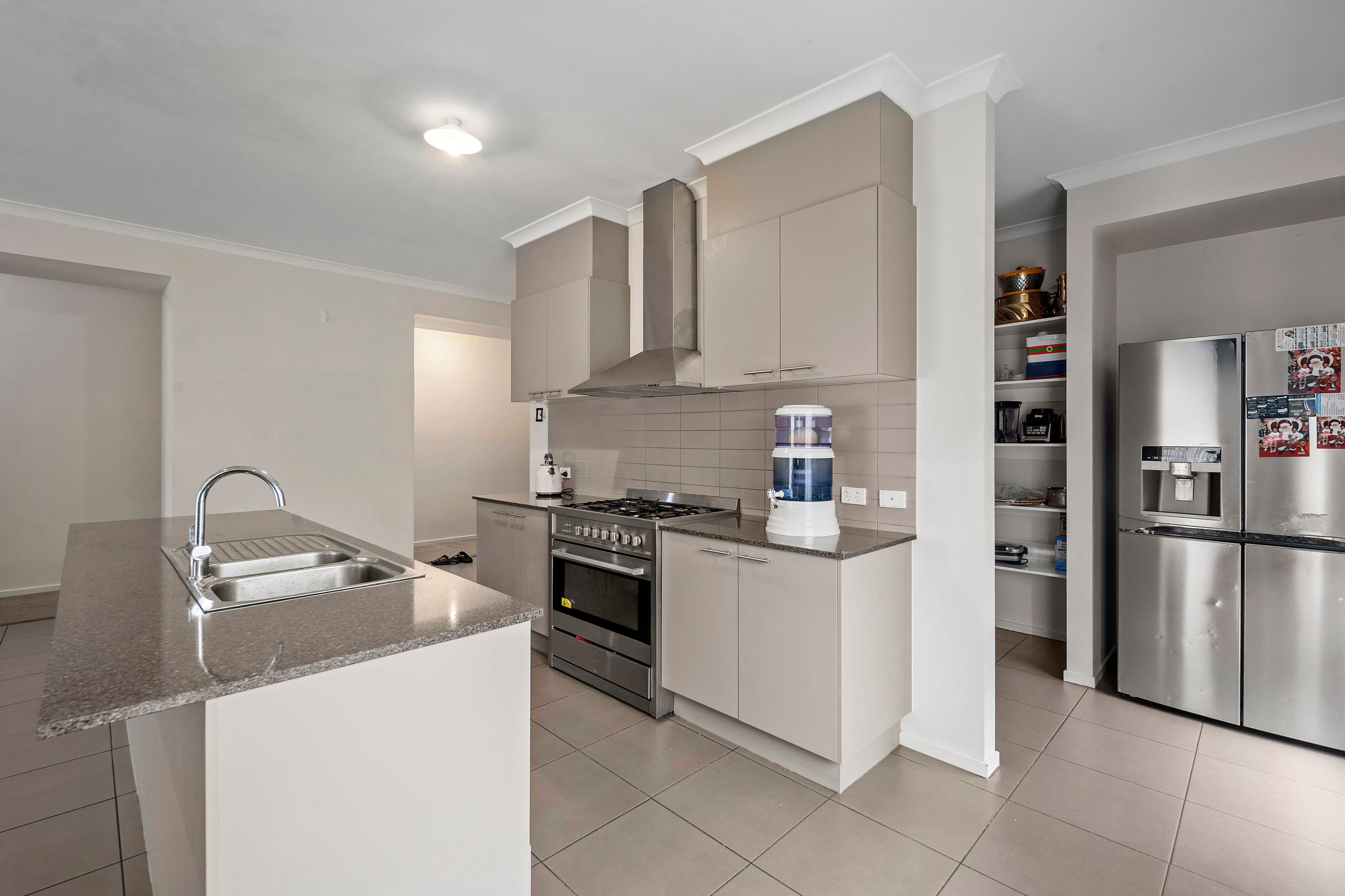 76 Heybridge Street, Clyde VIC 3978, Clyde - Thumbnail 6