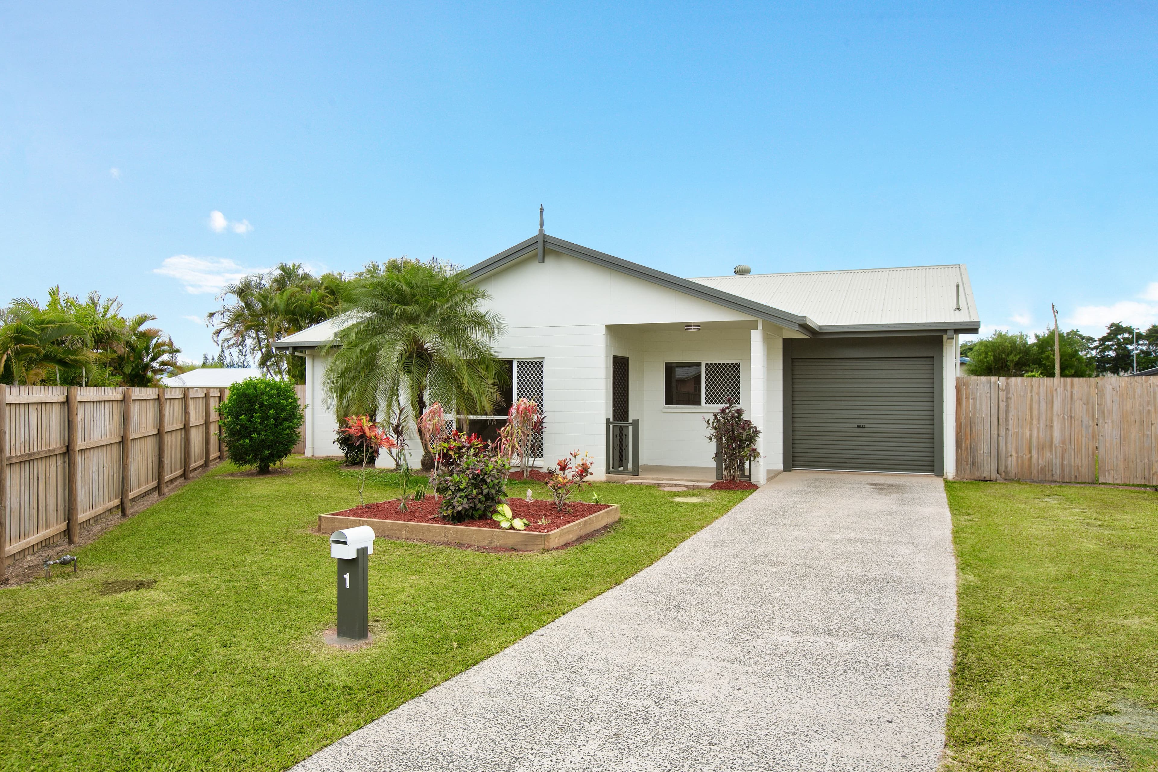 1 Bounty Close, Bentley Park QLD 4869, Bentley Park - Thumbnail 2