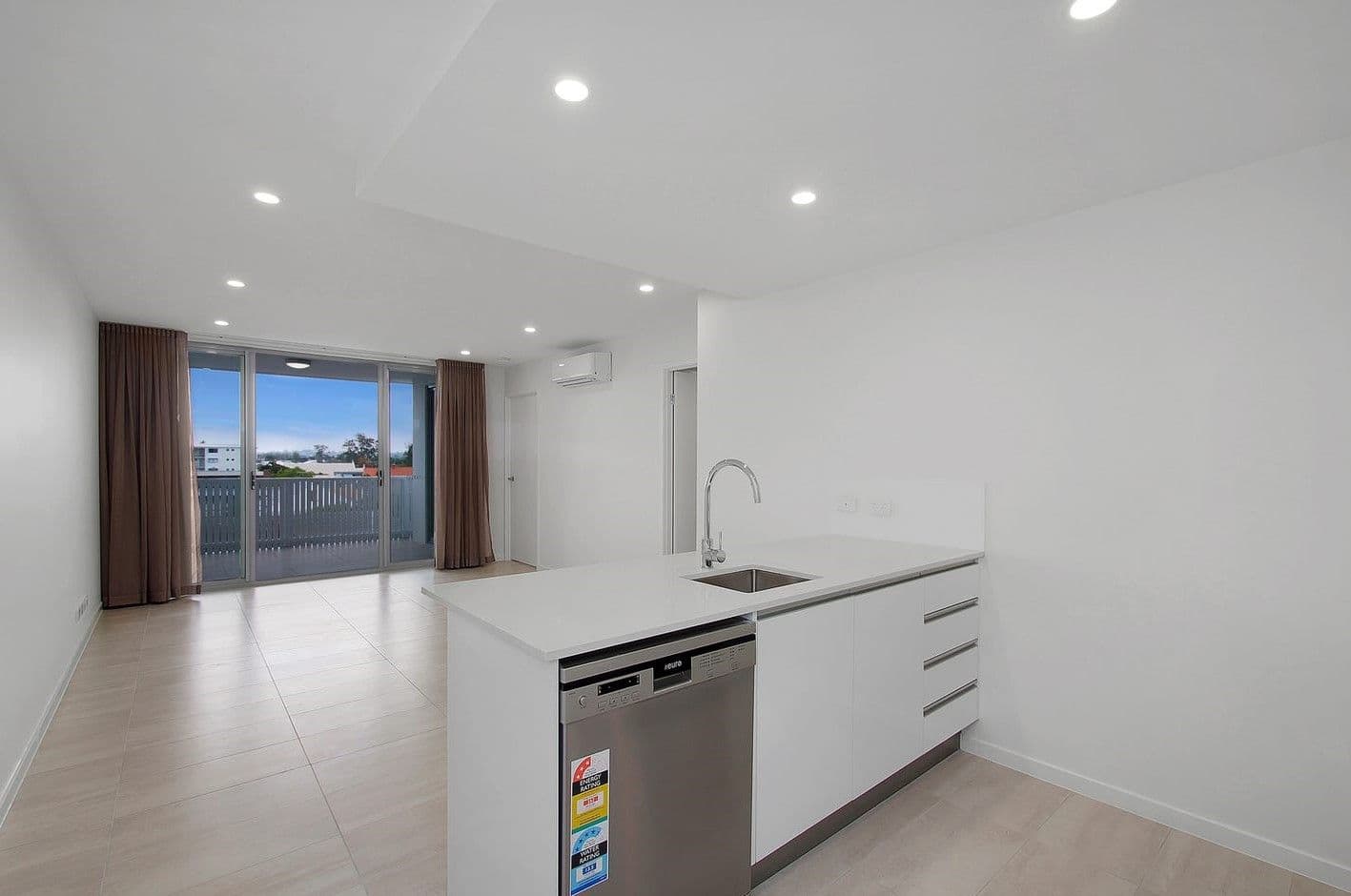 62 Primrose Street, Sherwood QLD 4075, Sherwood - Thumbnail 2