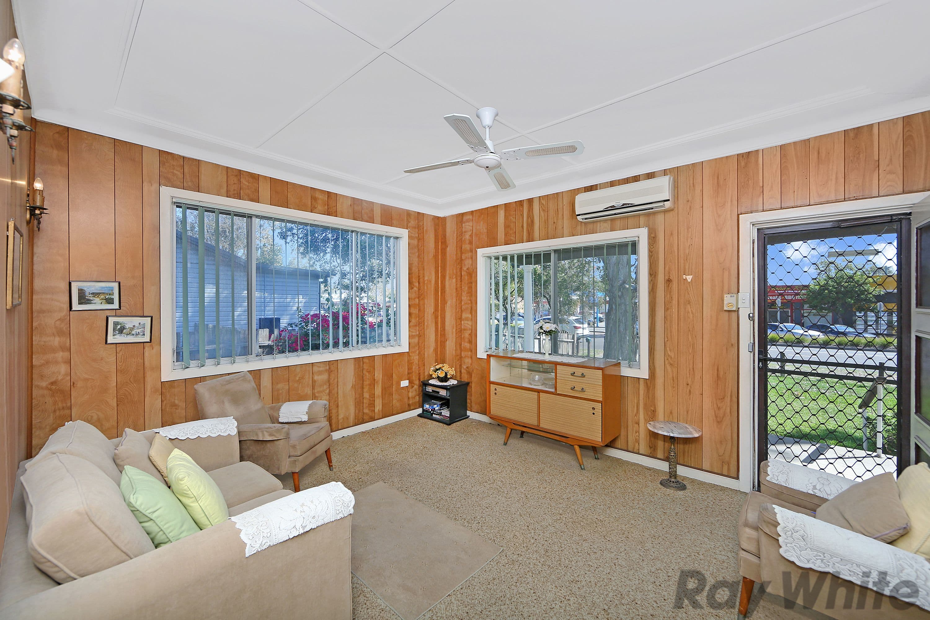 76 Scenic Drive, Budgewoi - Thumbnail 3