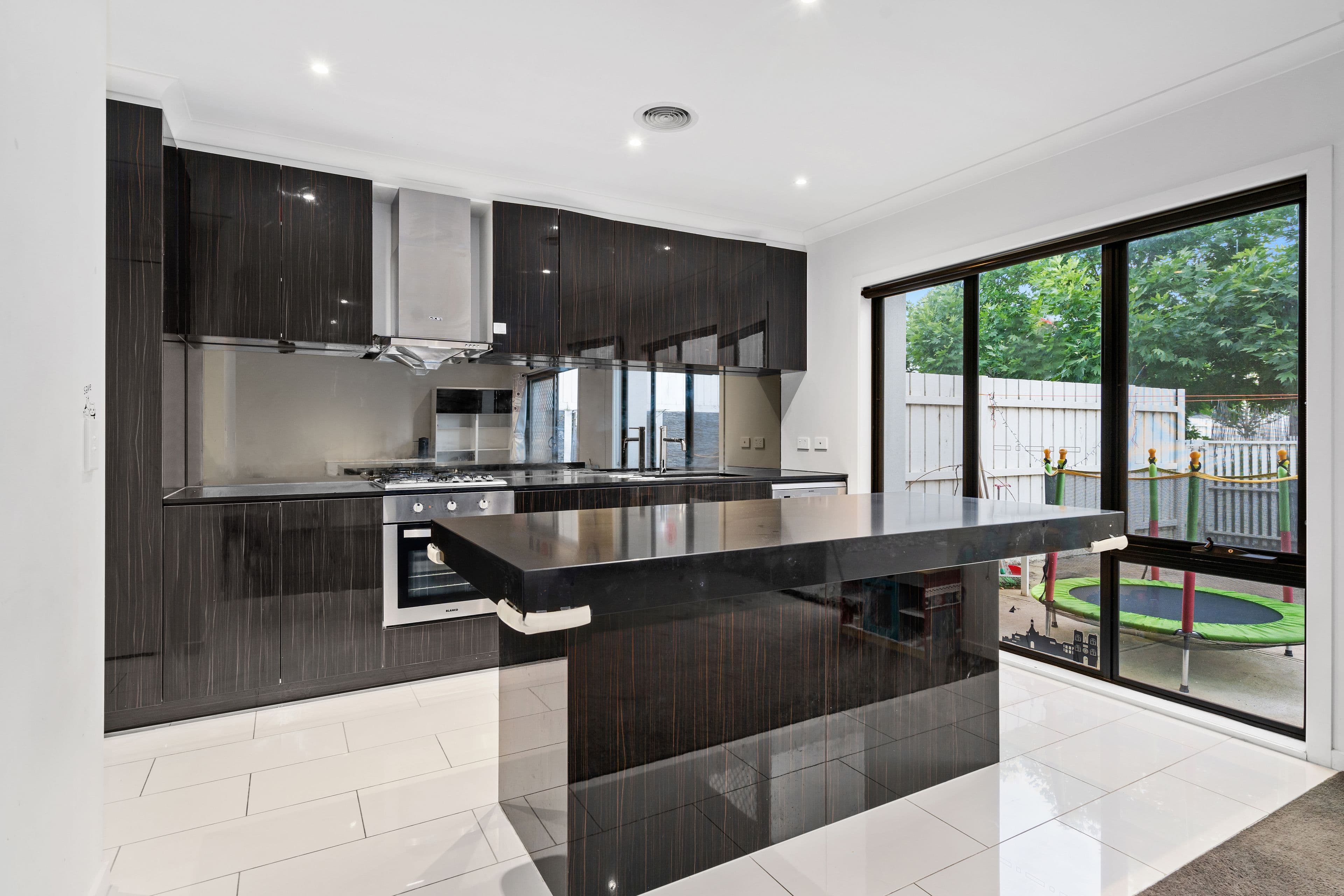 6 Edinburgh Circuit, Bundoora VIC 3083, Bundoora - Thumbnail 3