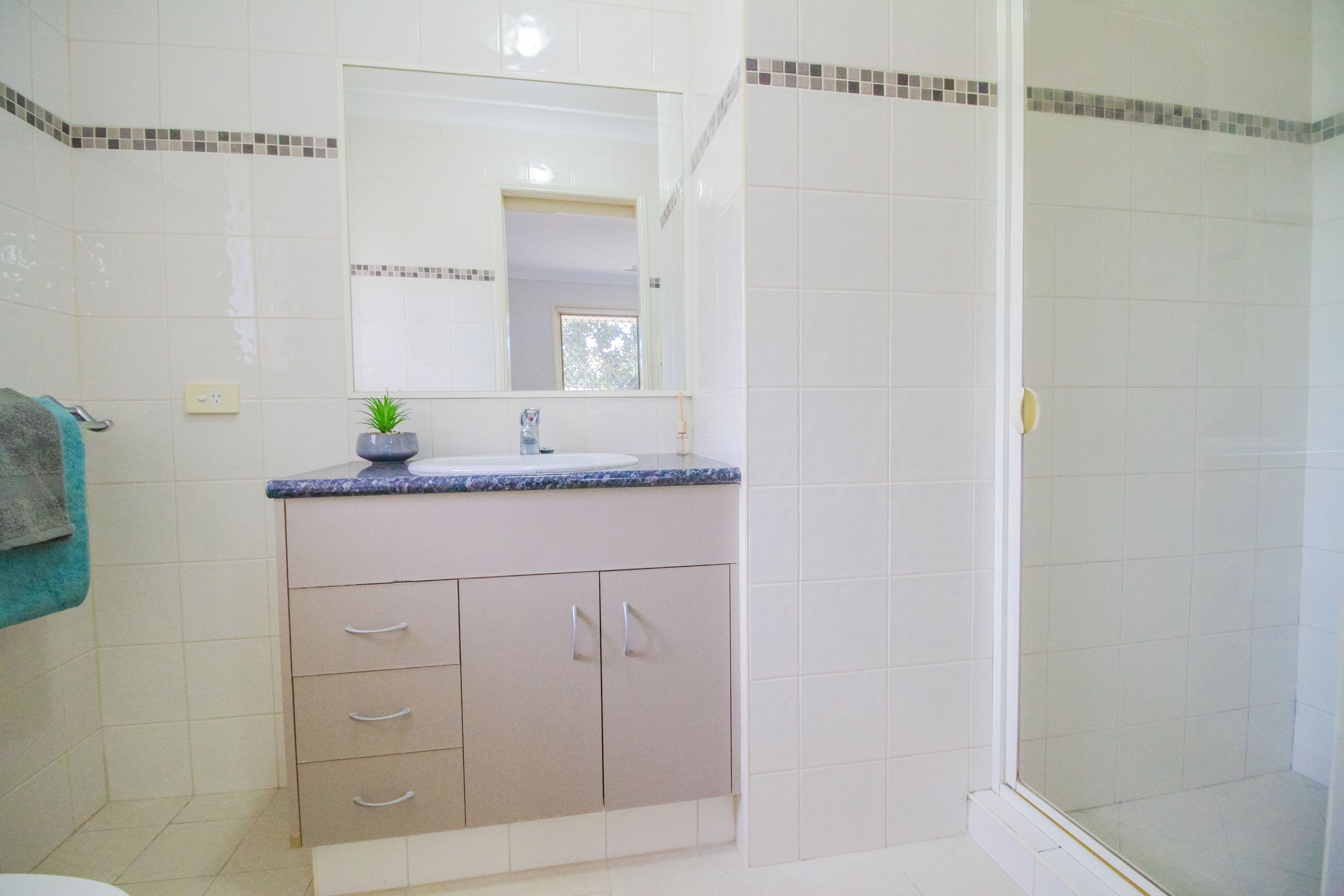 1 Gee Street, One Mile QLD 4305, One Mile - Thumbnail 7