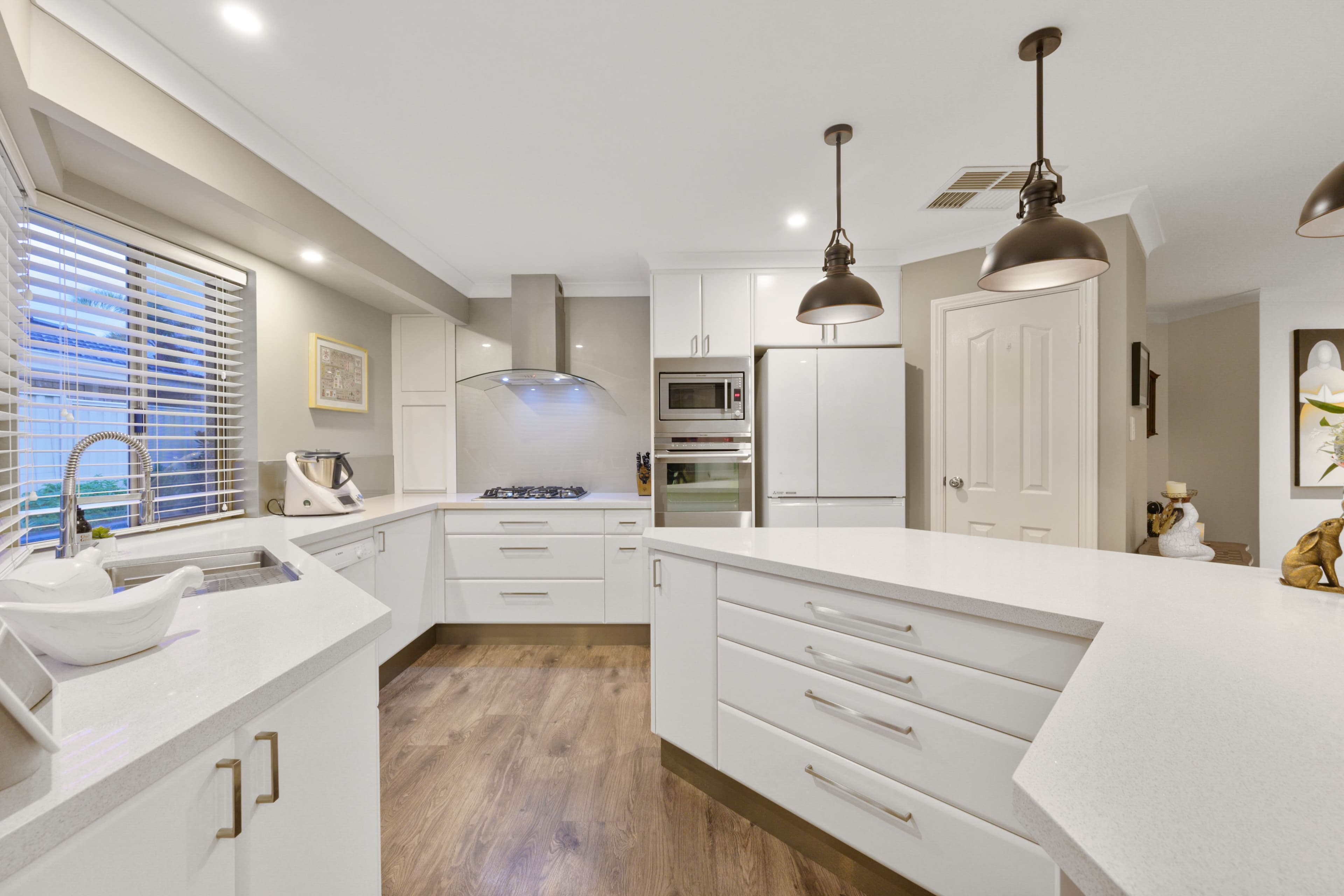 31 Albacore Drive, Sorrento WA 6020, Sorrento - Thumbnail 2