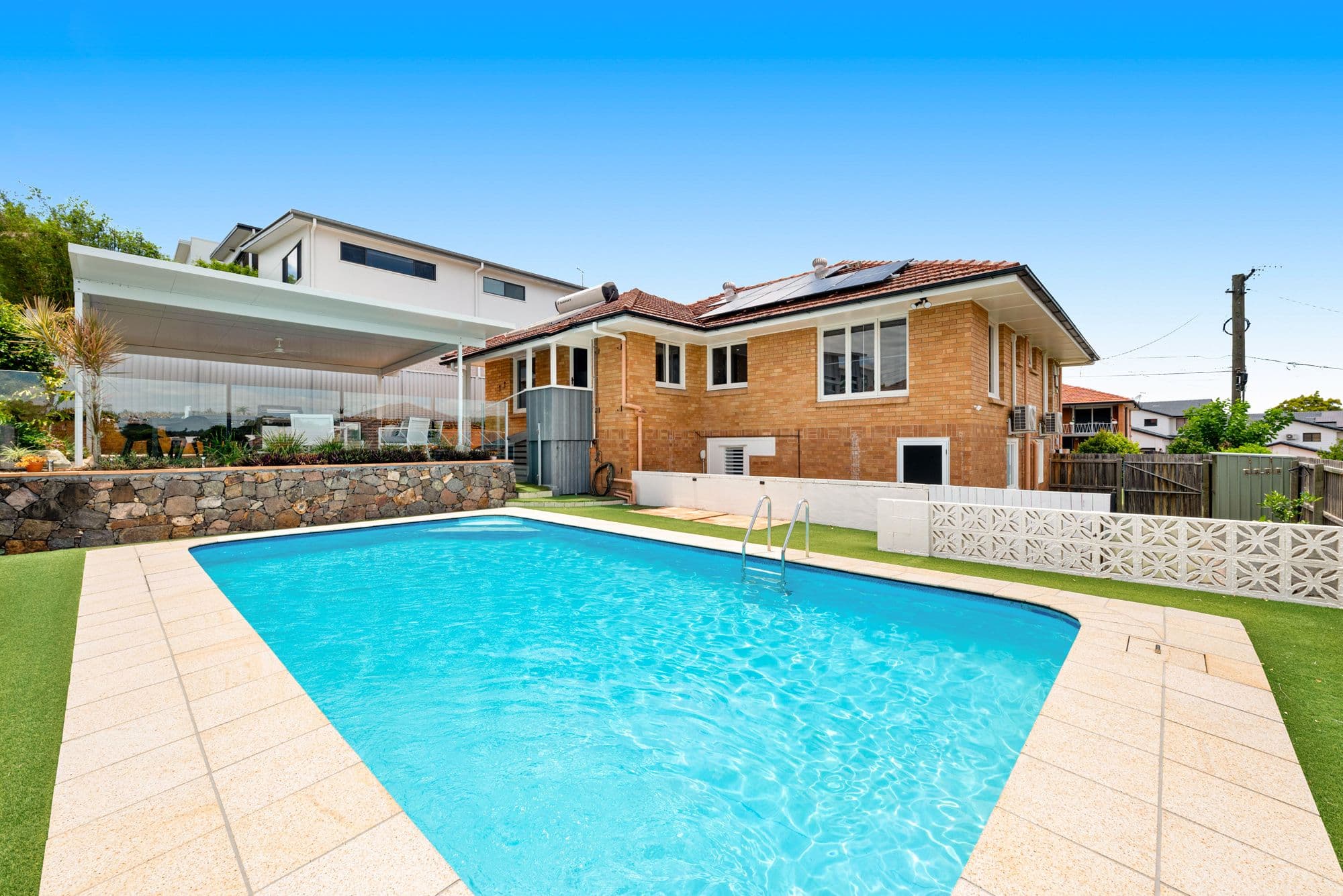 12 Frost Street, Mount Gravatt East QLD 4122, Mount Gravatt East - Thumbnail 2