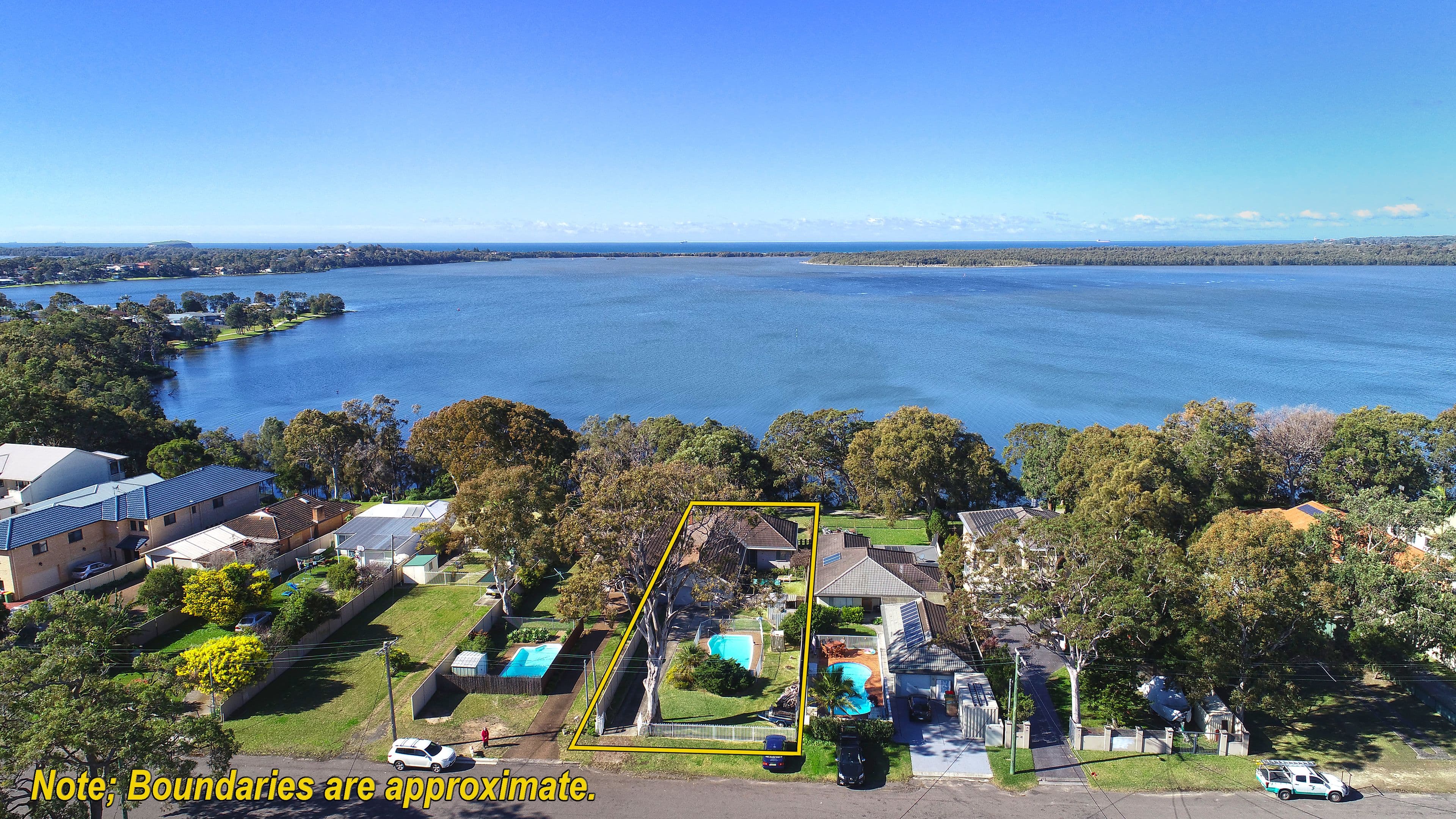 92 Buff Point Avenue, Buff Point - Image 1