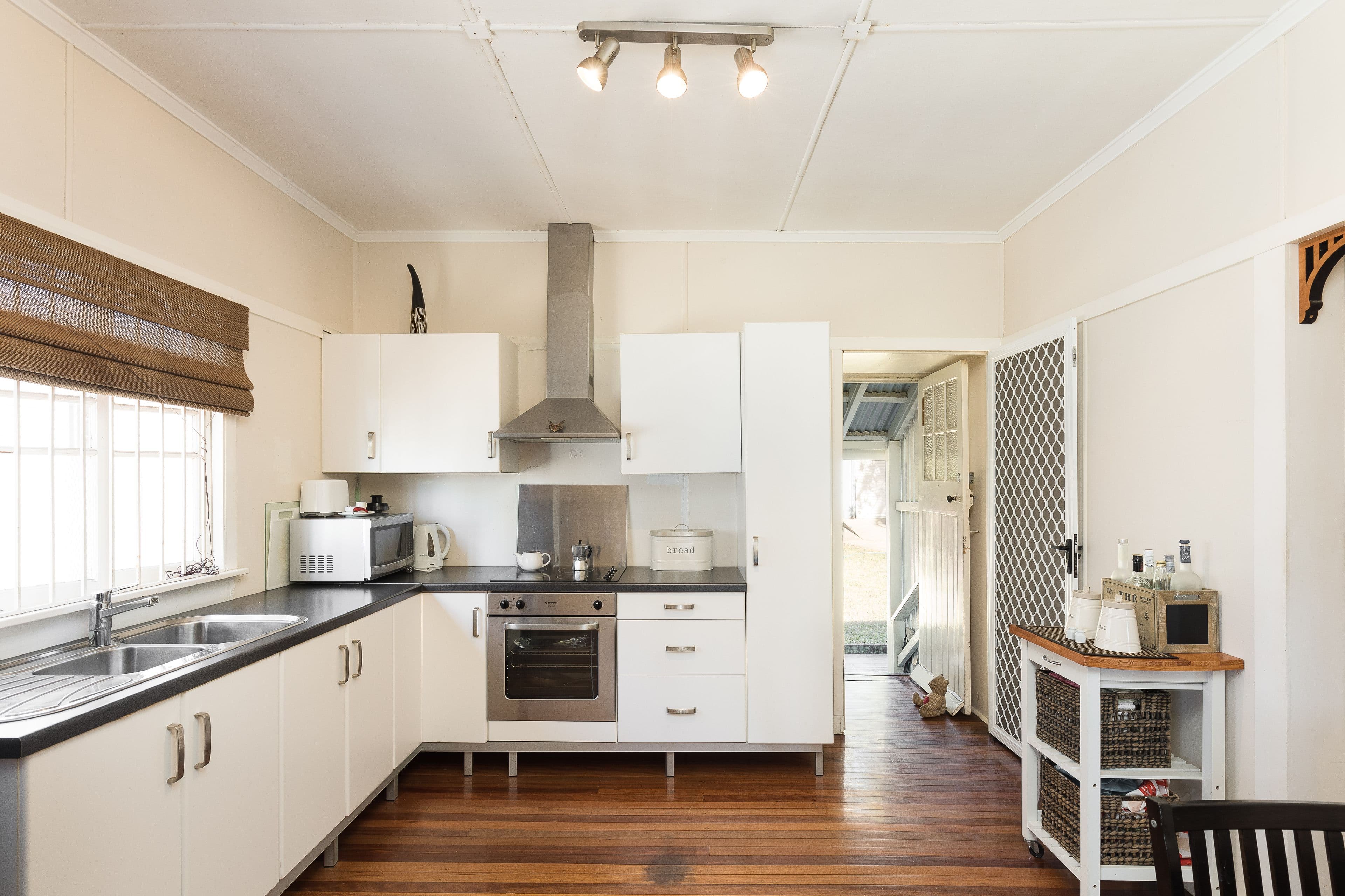 40 Pansy Street, Wynnum QLD 4178, Wynnum - Thumbnail 2