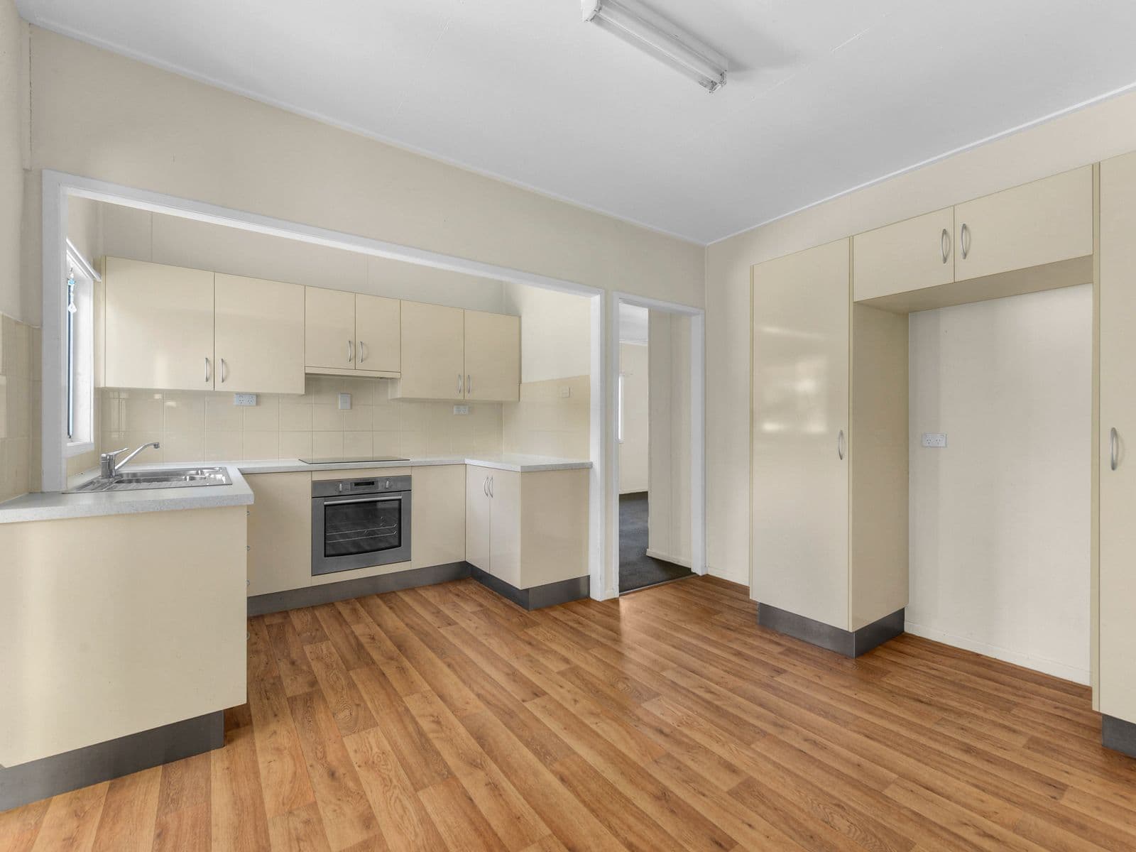 27 Mann Avenue, Northgate QLD 4013, Northgate - Thumbnail 5