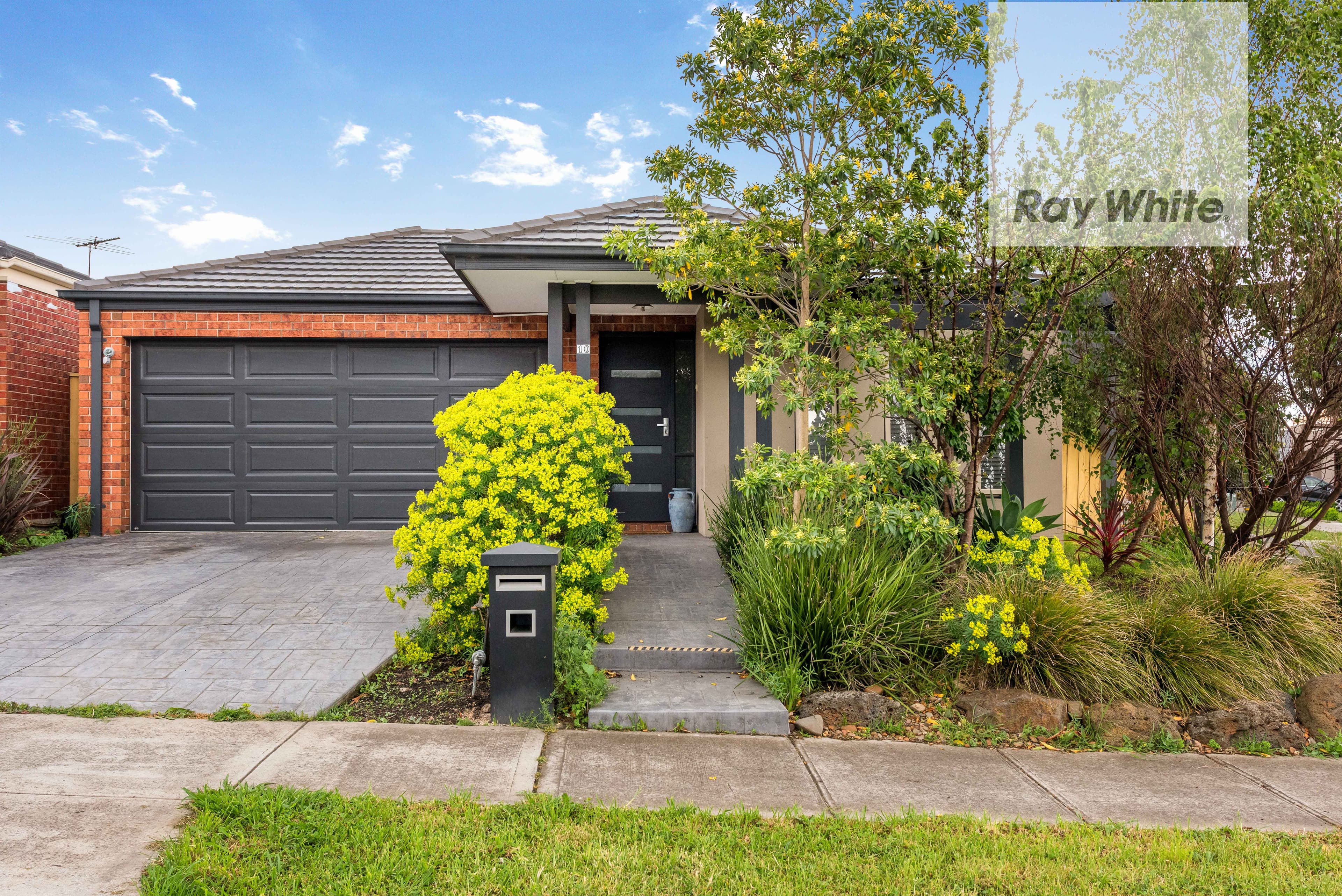 10 Moffat Drive, Lalor VIC 3075, Lalor - Image 1