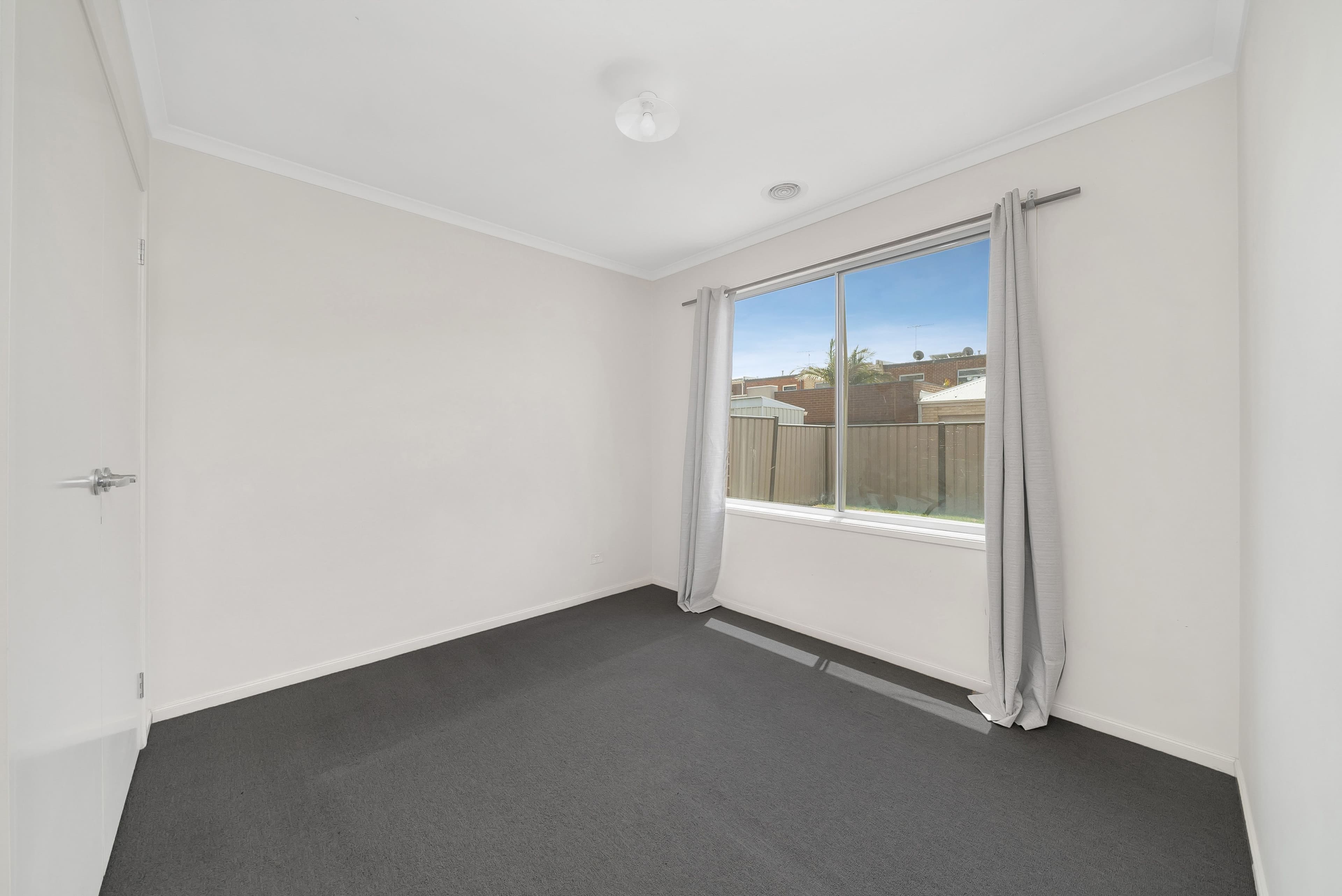 11 Bradman Drive, Tarneit VIC 3029, Tarneit - Thumbnail 8