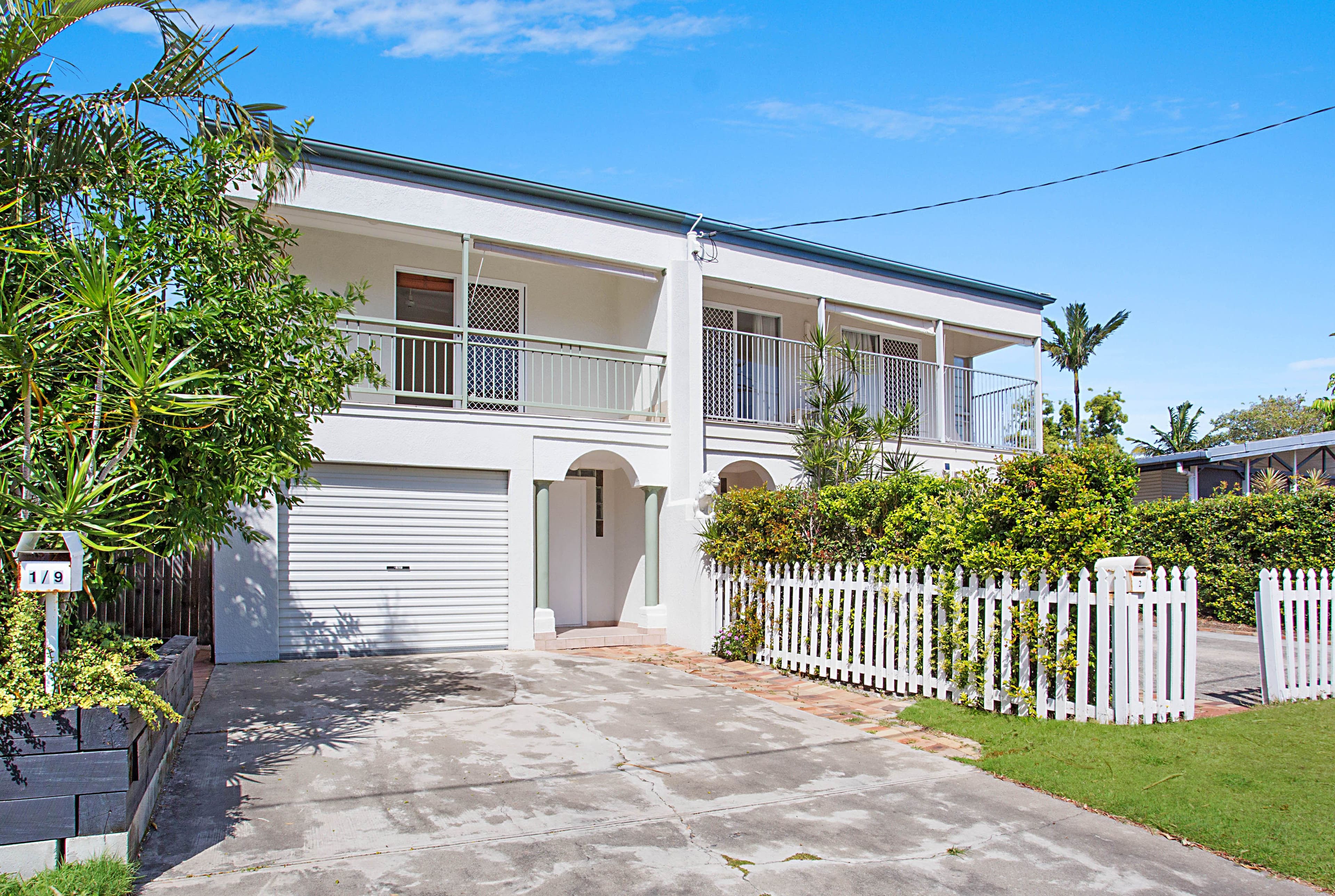 9 Matina Street, Biggera Waters QLD 4216, Biggera Waters - Thumbnail 2