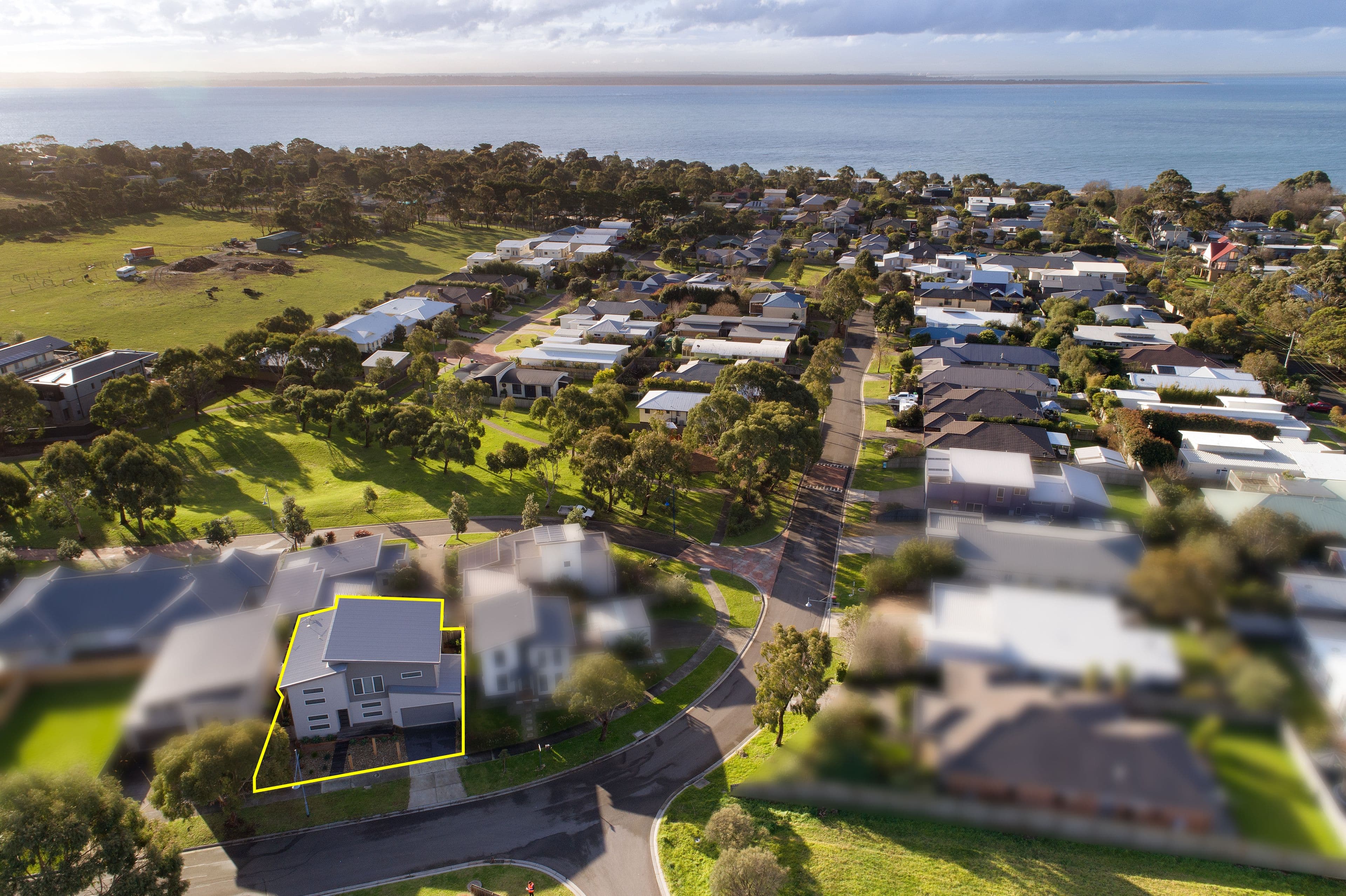 26 Norman Drive, Cowes VIC 3922, Cowes - Thumbnail 2