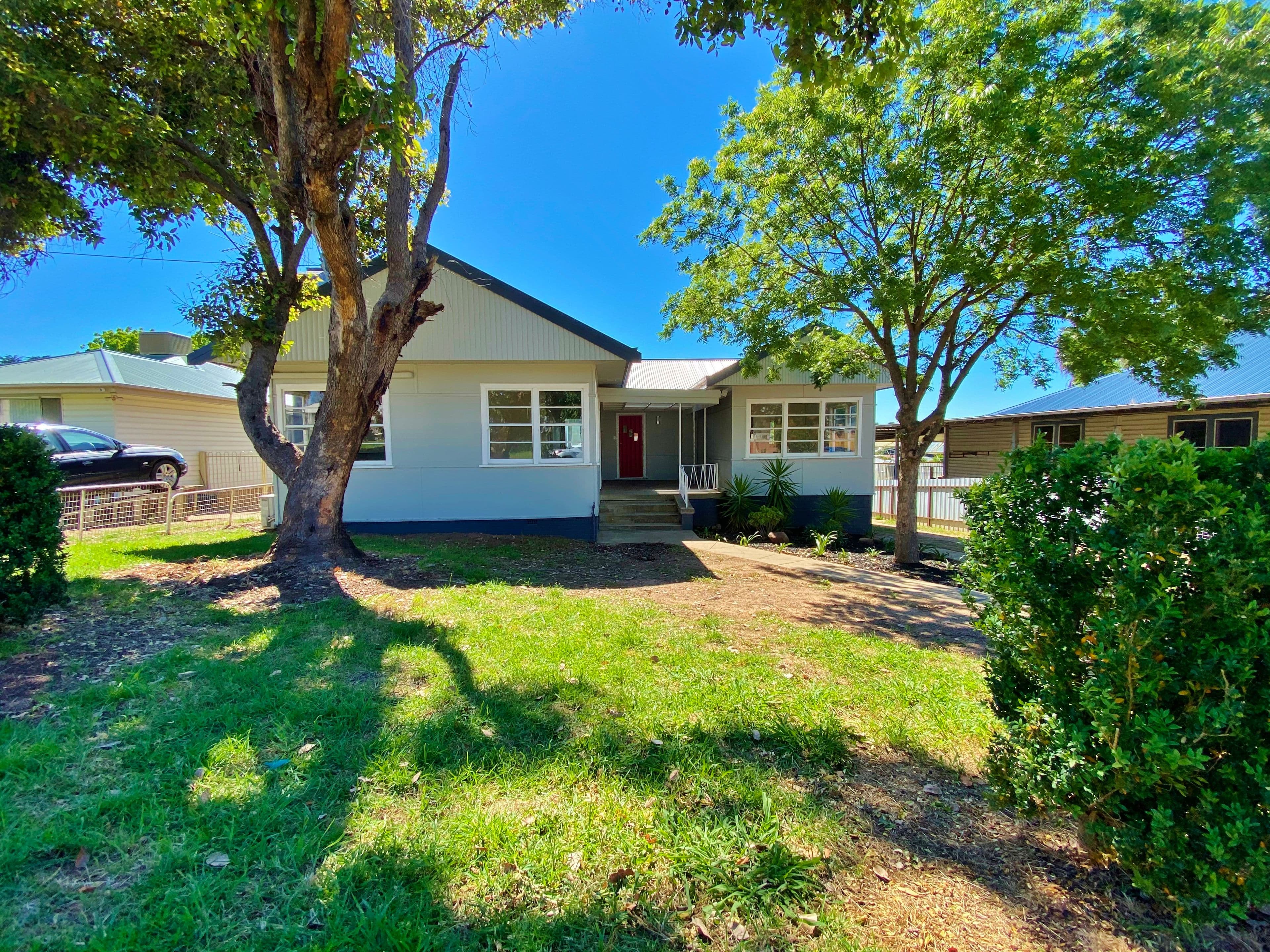 8 Lansdowne Street, Young NSW 2594, Young - Image 1