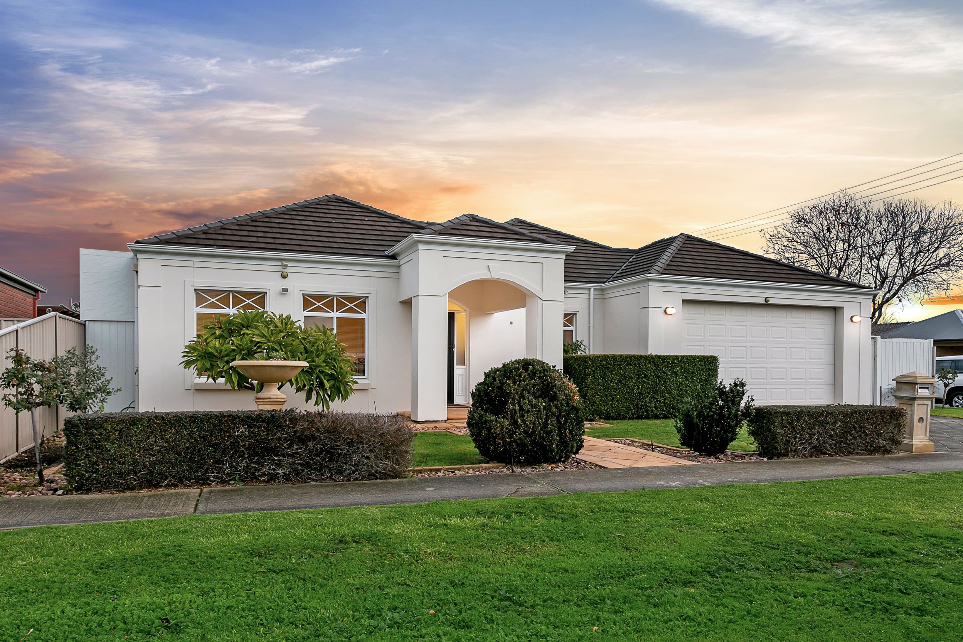 10 York Avenue East, Fulham Gardens SA 5024, Fulham Gardens - Image 1