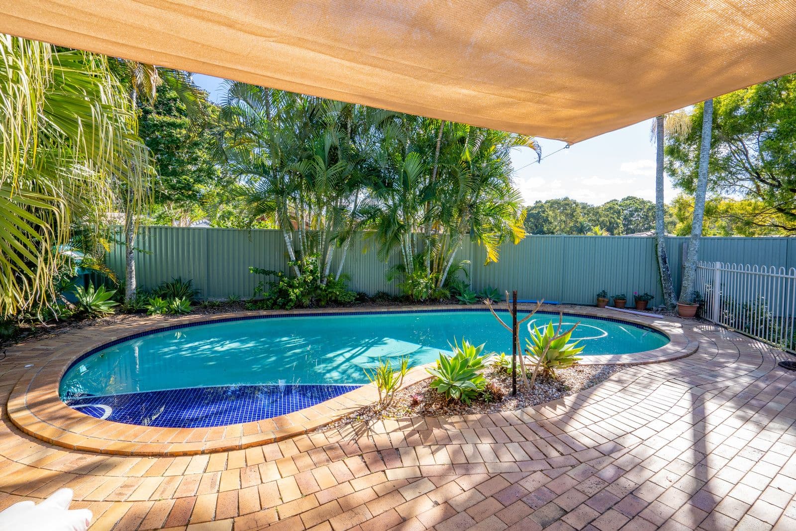 11 Burcott Court, Carrara QLD 4211, Carrara - Thumbnail 2