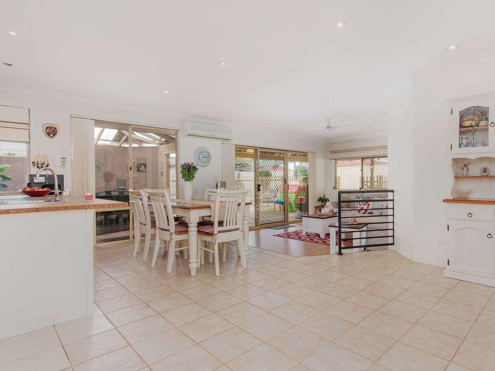 8 Dundas Court, Waikiki WA 6169, Waikiki - Thumbnail 7