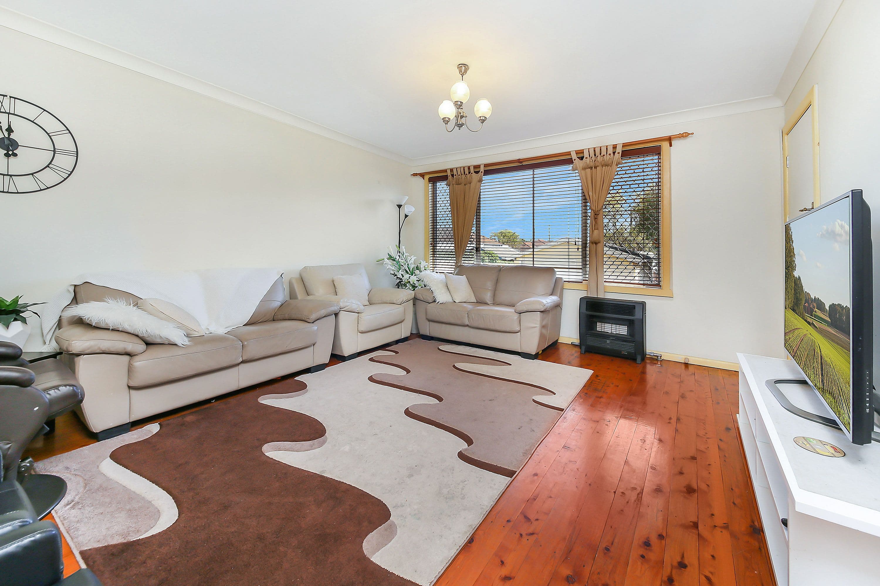 6 Neutral Avenue, Birrong - Thumbnail 3