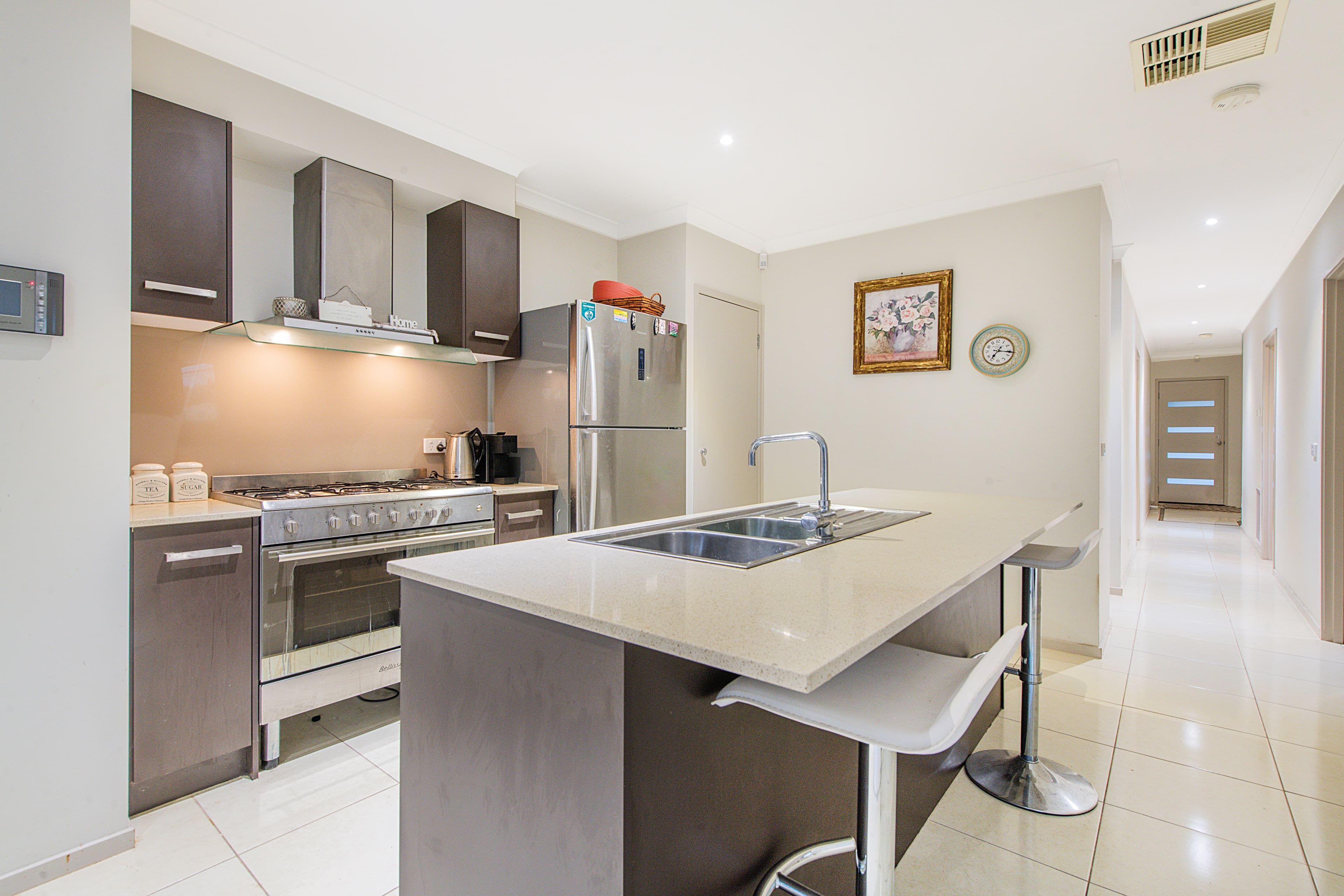 181 Dandelion Drive, Rowville VIC 3178, Rowville - Thumbnail 2