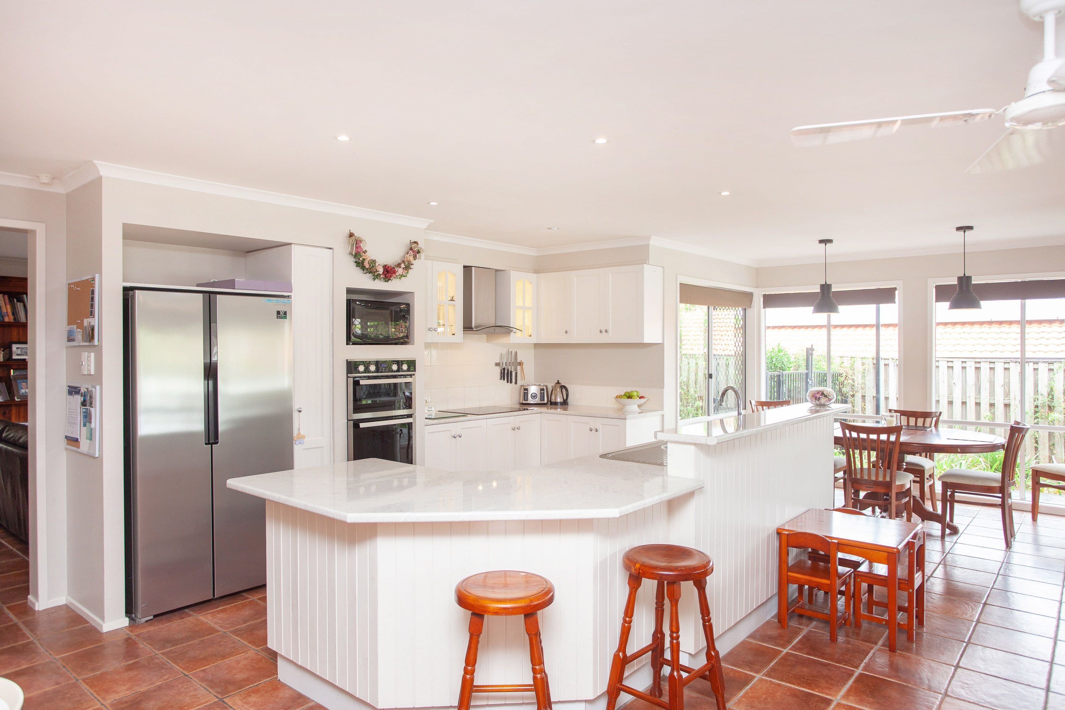 14 Brookland Court, Molendinar QLD 4214, Molendinar - Thumbnail 2