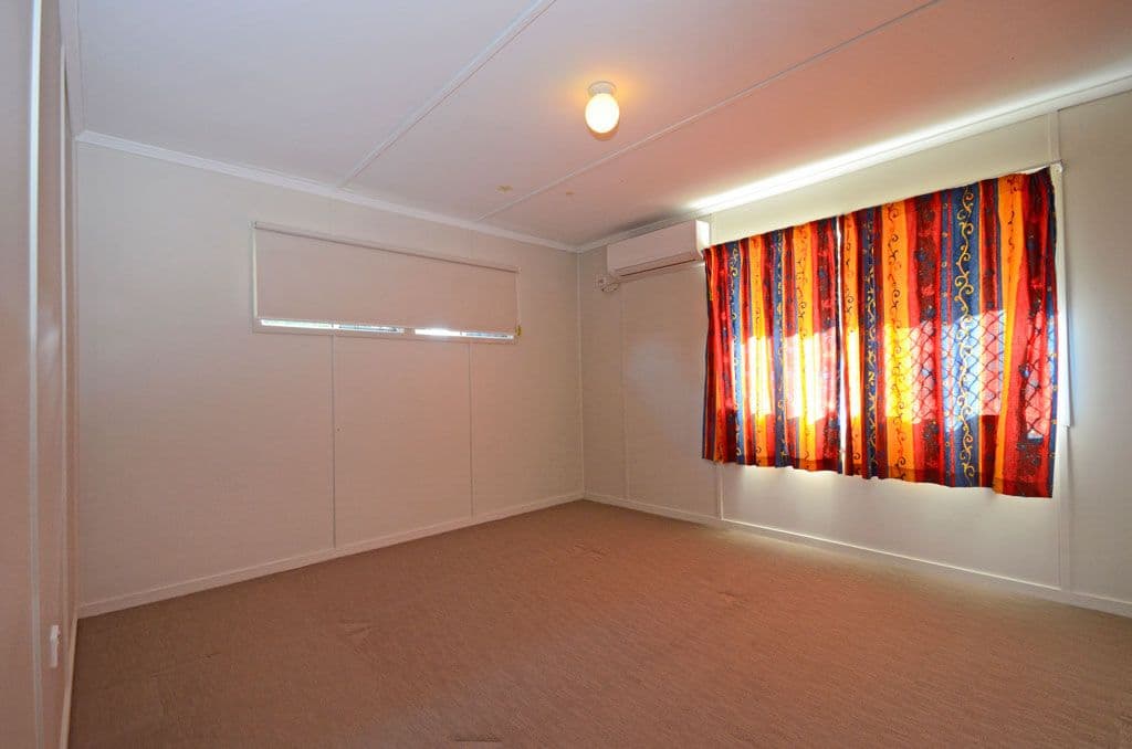 7 Oakey Street, Biloela QLD 4715, Biloela - Thumbnail 4