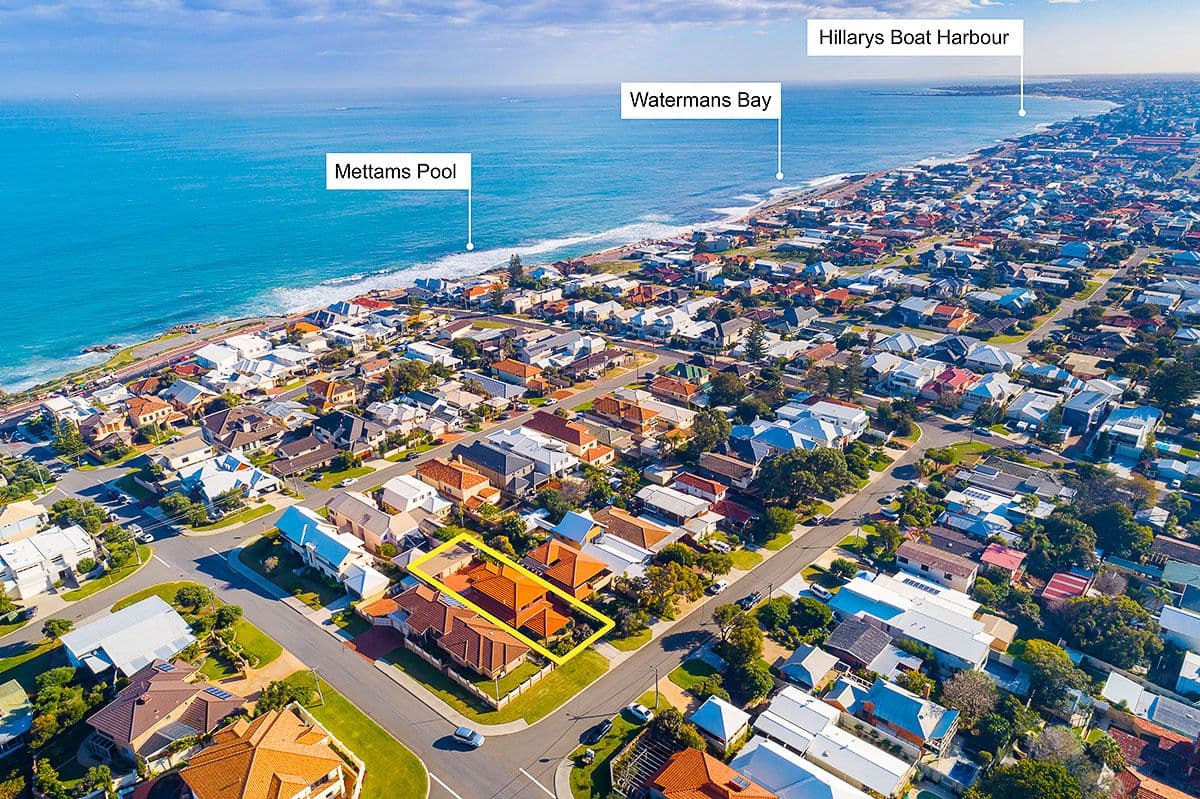 24 Haysom Street, Trigg WA 6029, Trigg - Thumbnail 2