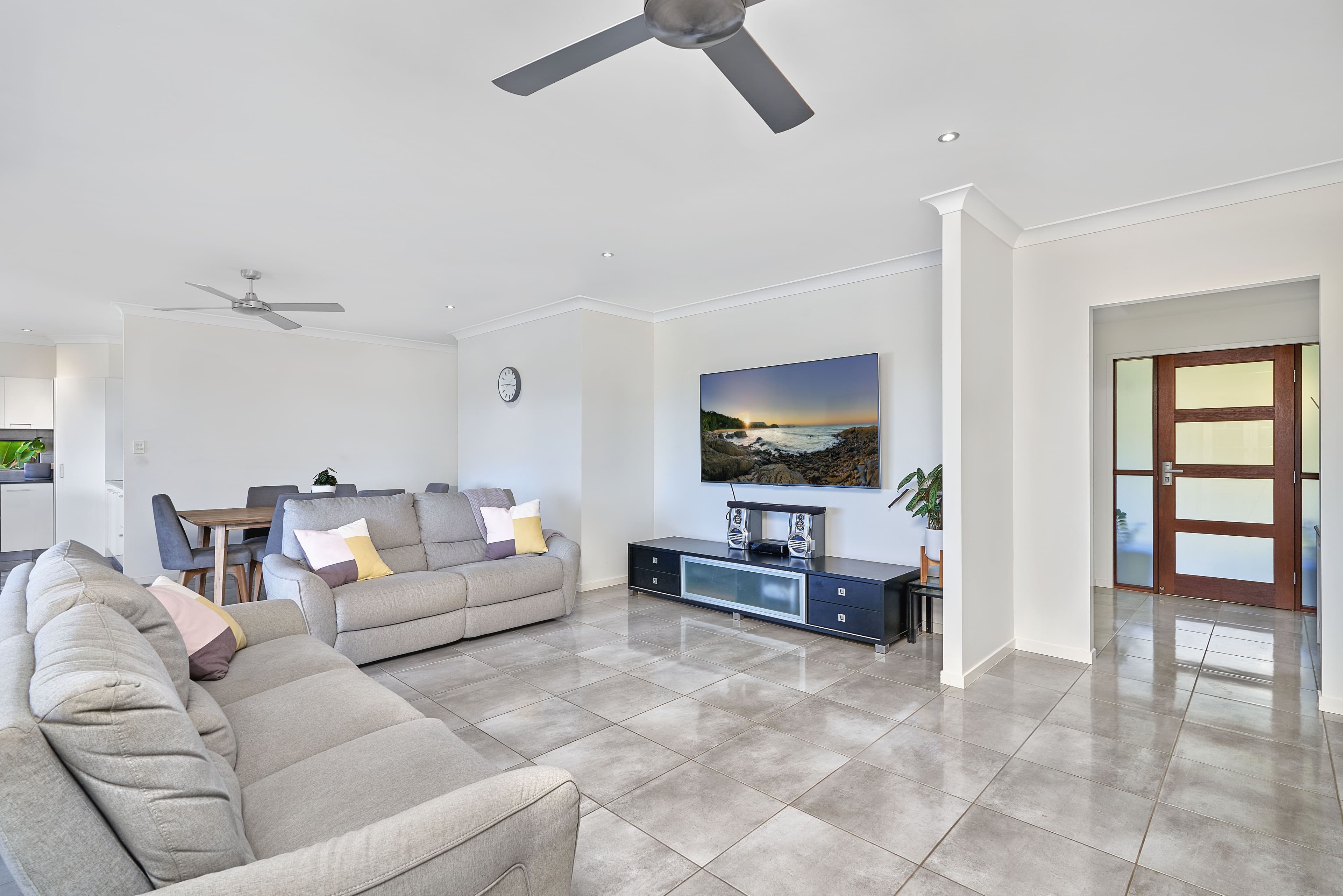 19 Mayflower Street, Mount Sheridan QLD 4868, Mount Sheridan - Thumbnail 5