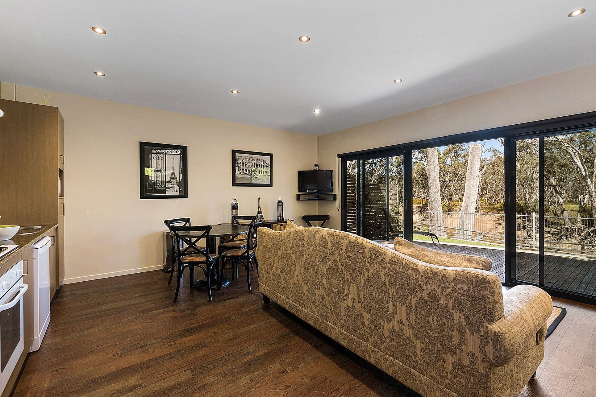 25 Campaspe Street, Echuca VIC 3564, Echuca - Thumbnail 4