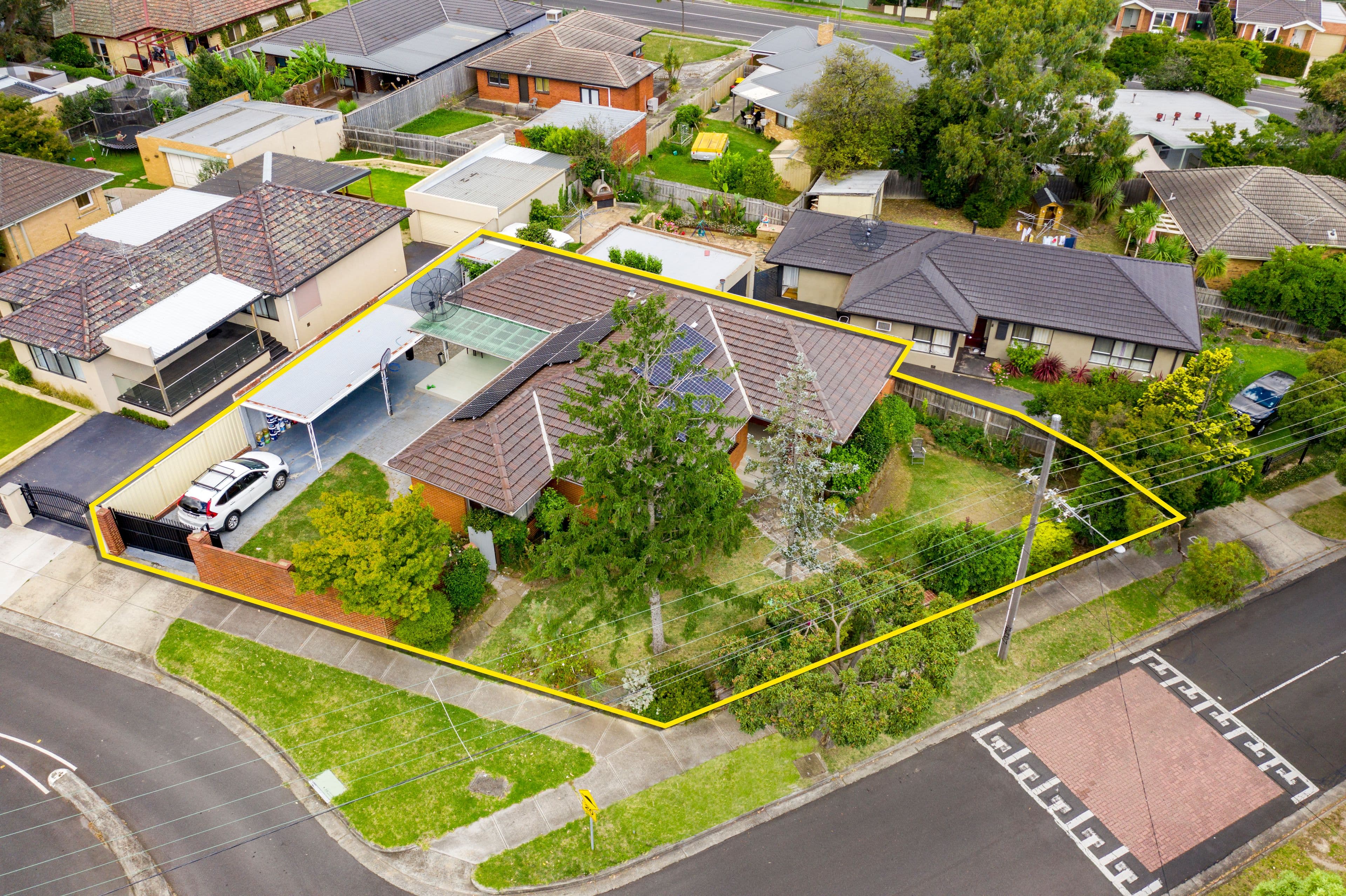 43 Hedge End Road, Mitcham VIC 3132, Mitcham - Thumbnail 7
