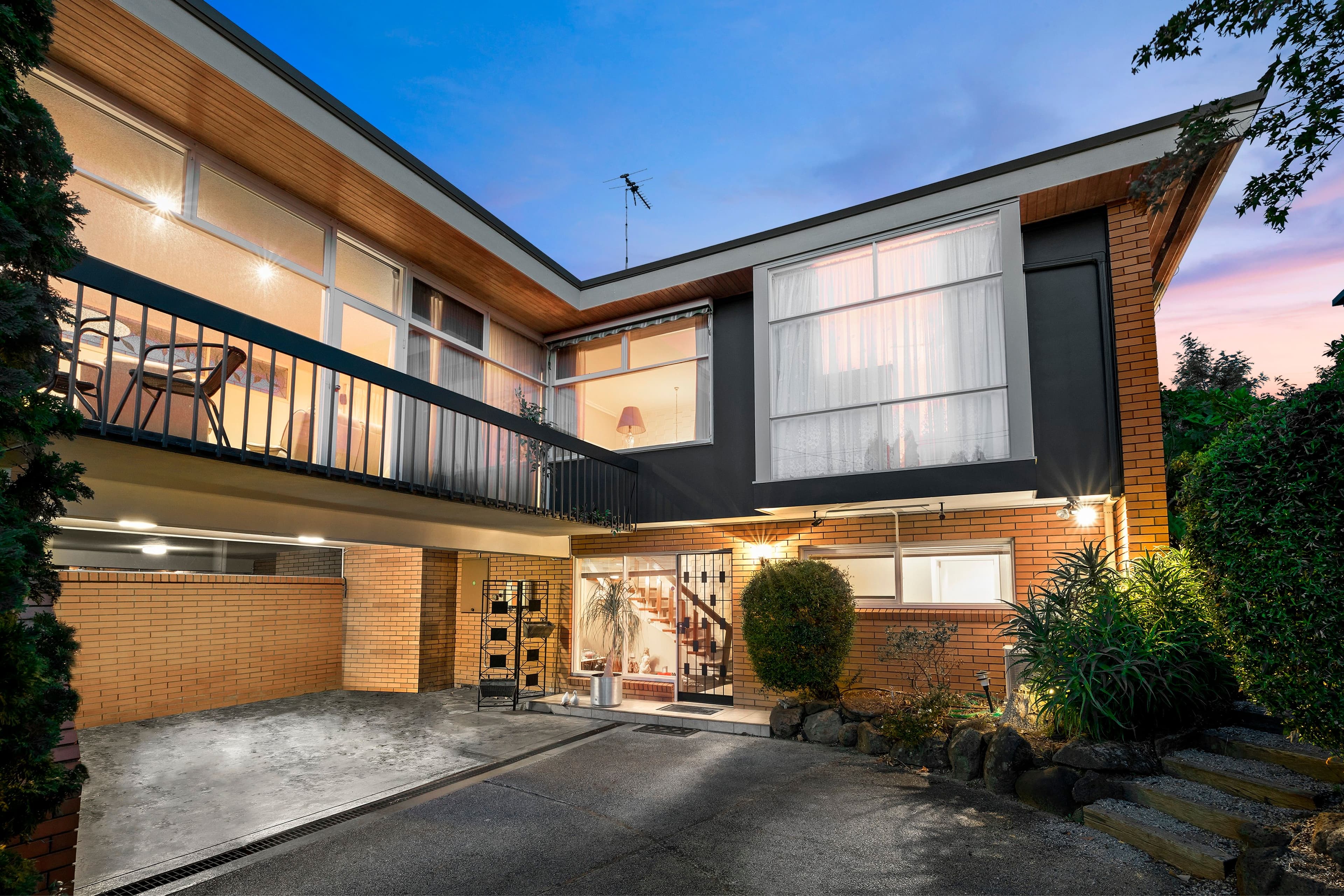 4 Dana Street, Doncaster VIC 3108, Doncaster - Thumbnail 2