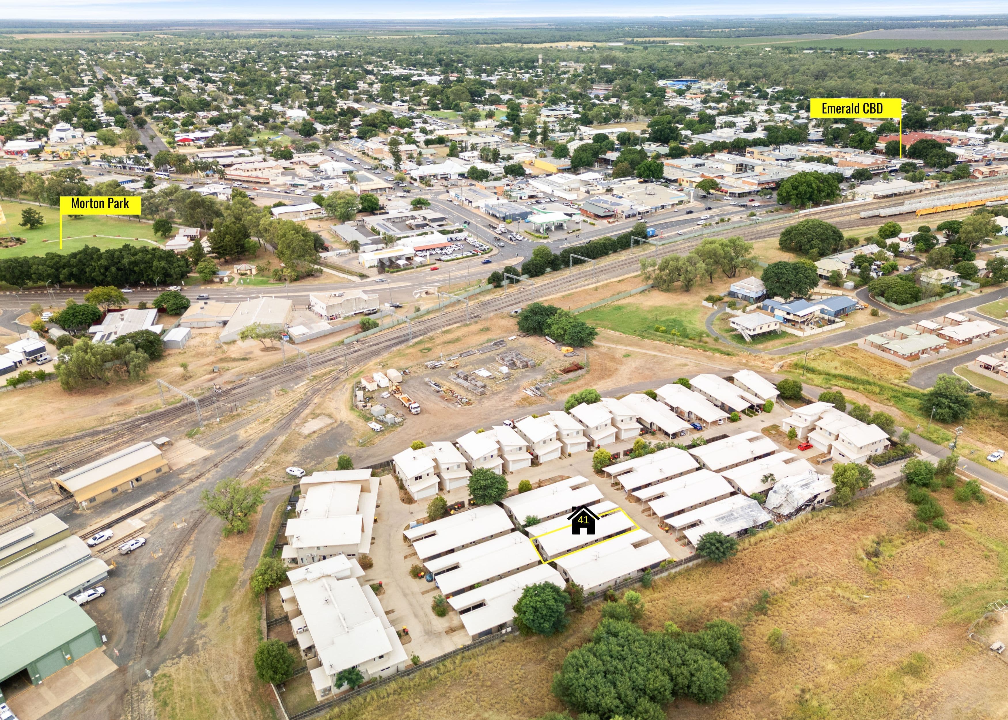 6 Sullivan Street, Emerald QLD 4720, Emerald - Thumbnail 3